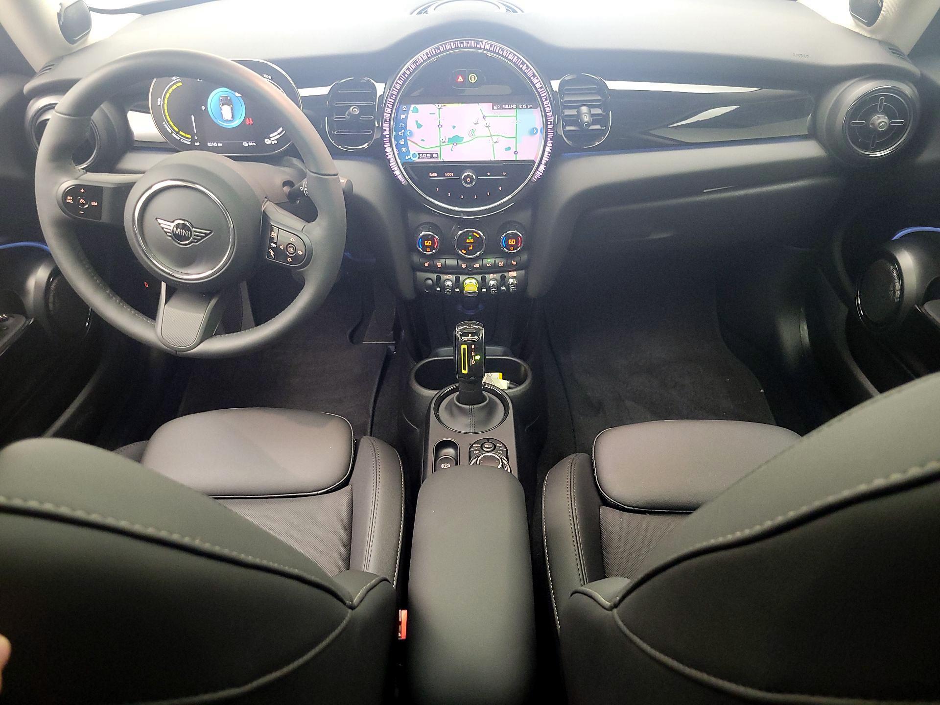 Thumbnail: 2024 MINI Cooper Hardtop - 9