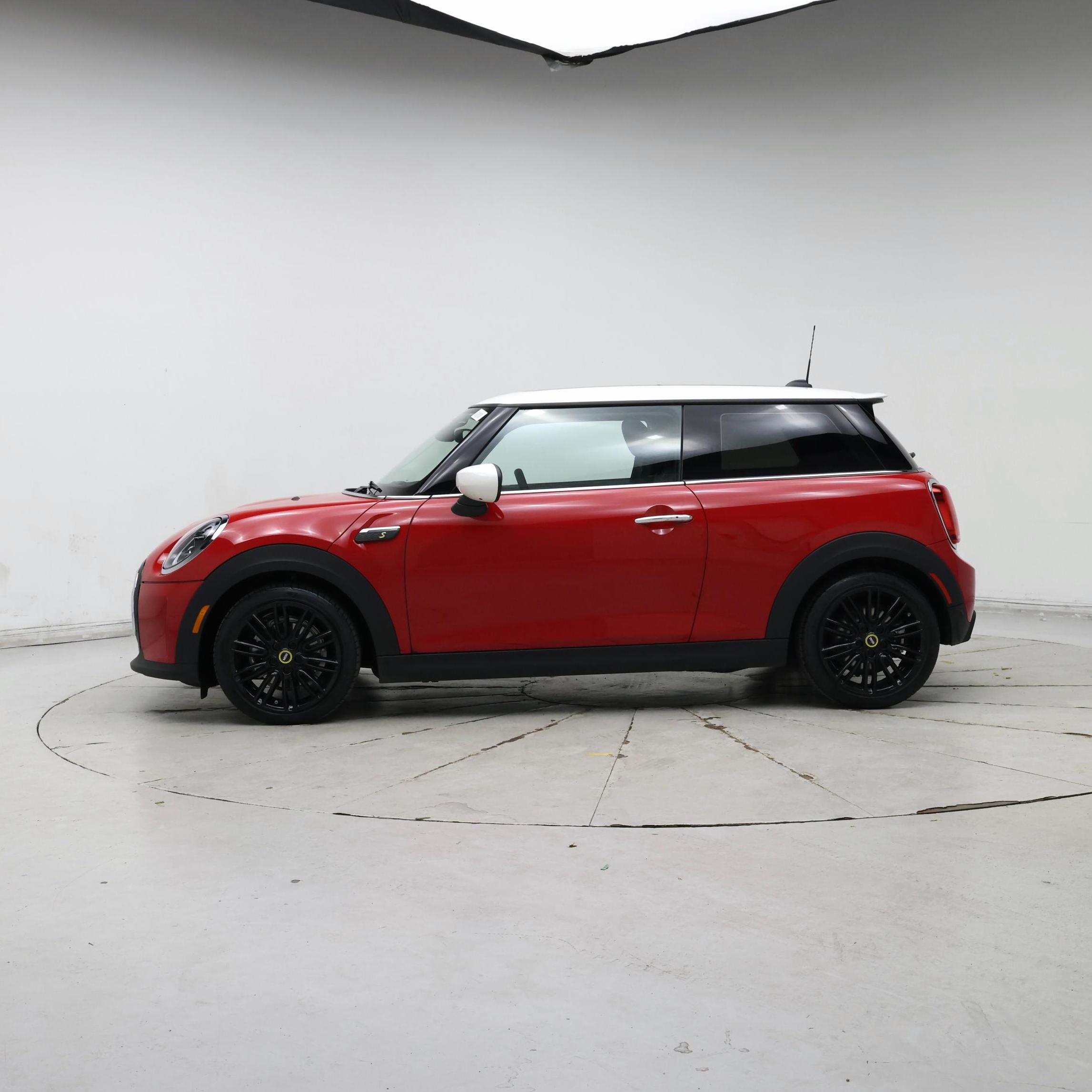 Thumbnail: 2024 MINI Cooper Hardtop - 3