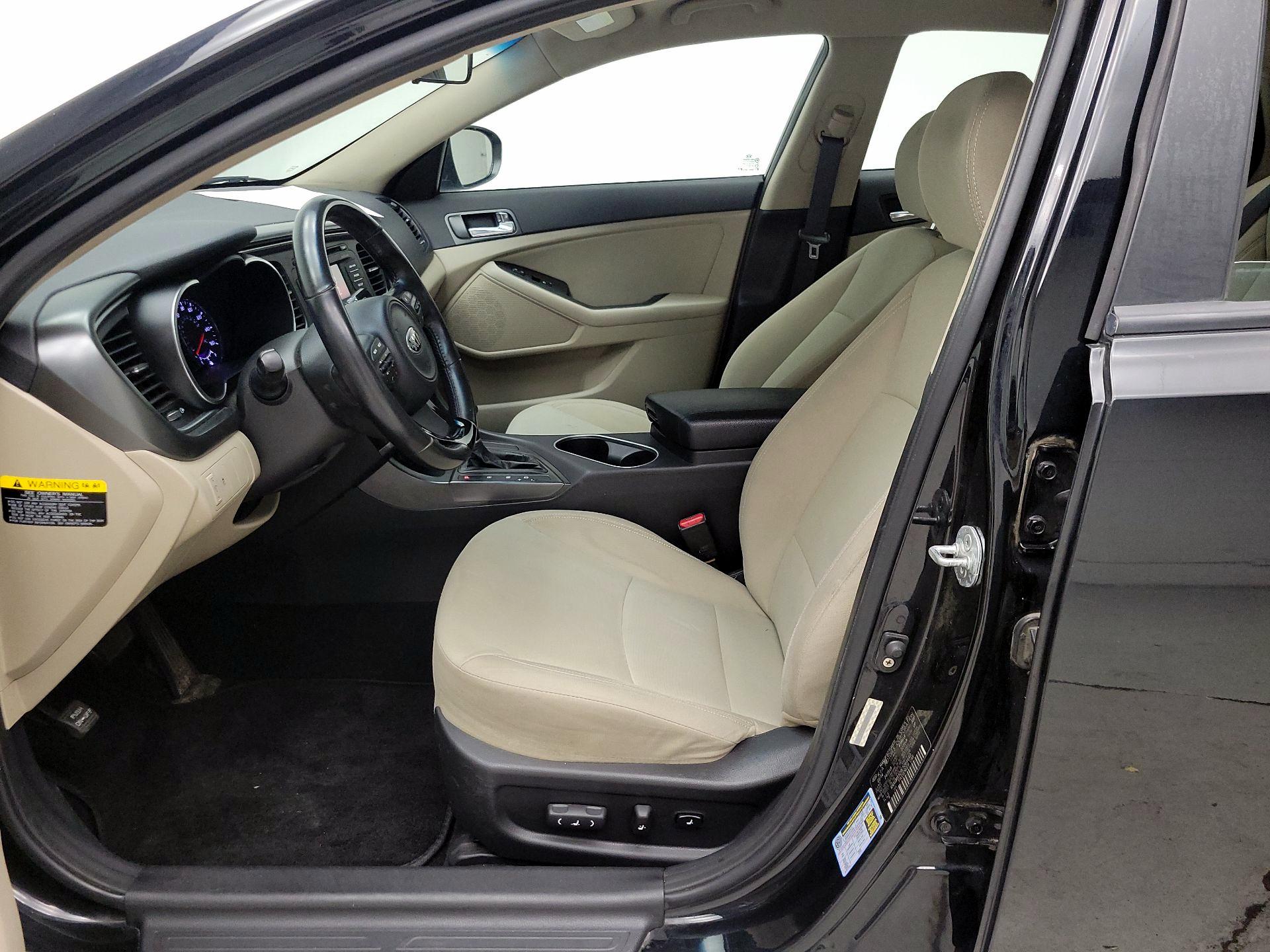 Thumbnail: 2014 Kia Optima - 11