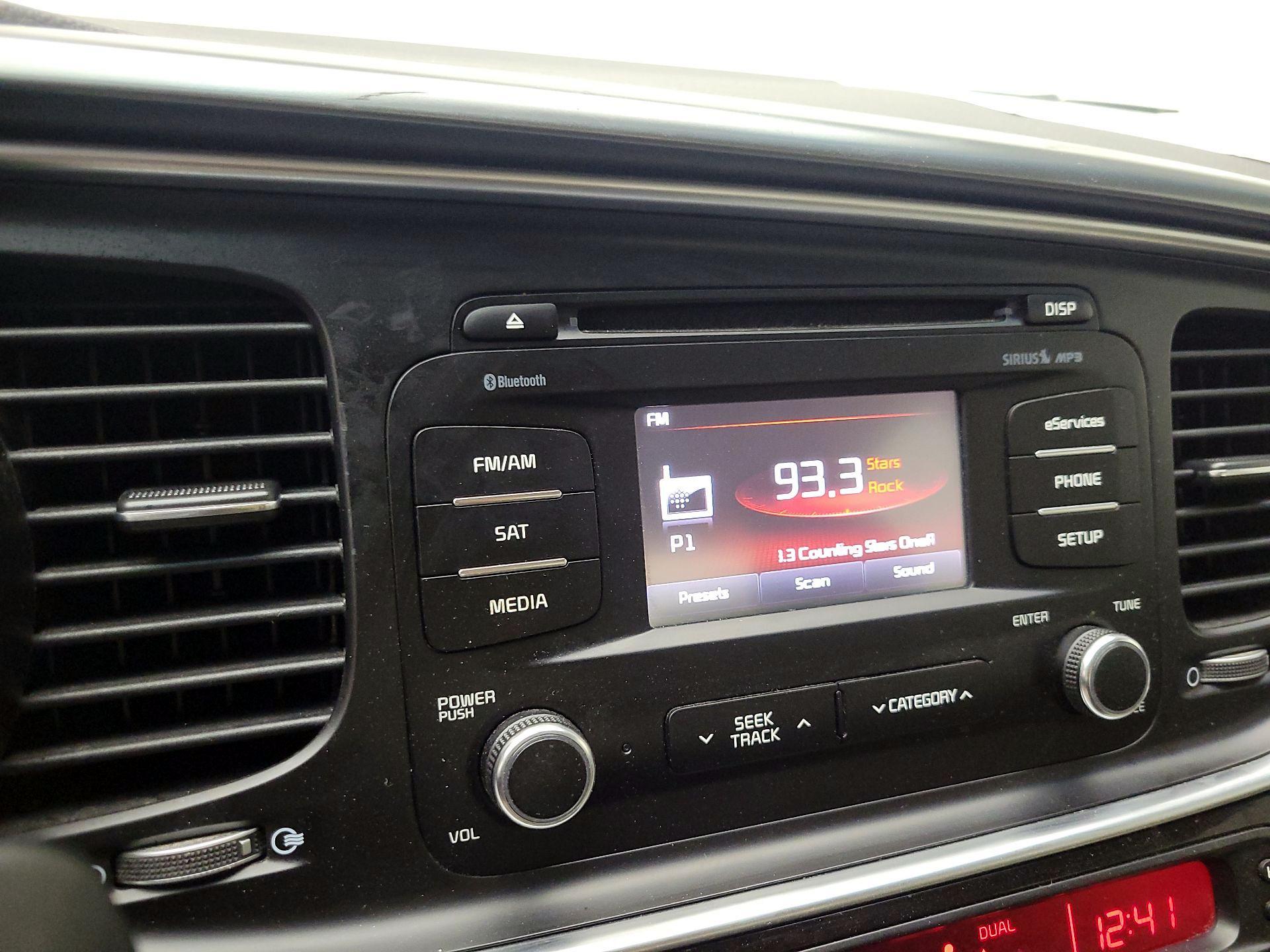 Thumbnail: 2014 Kia Optima - 15