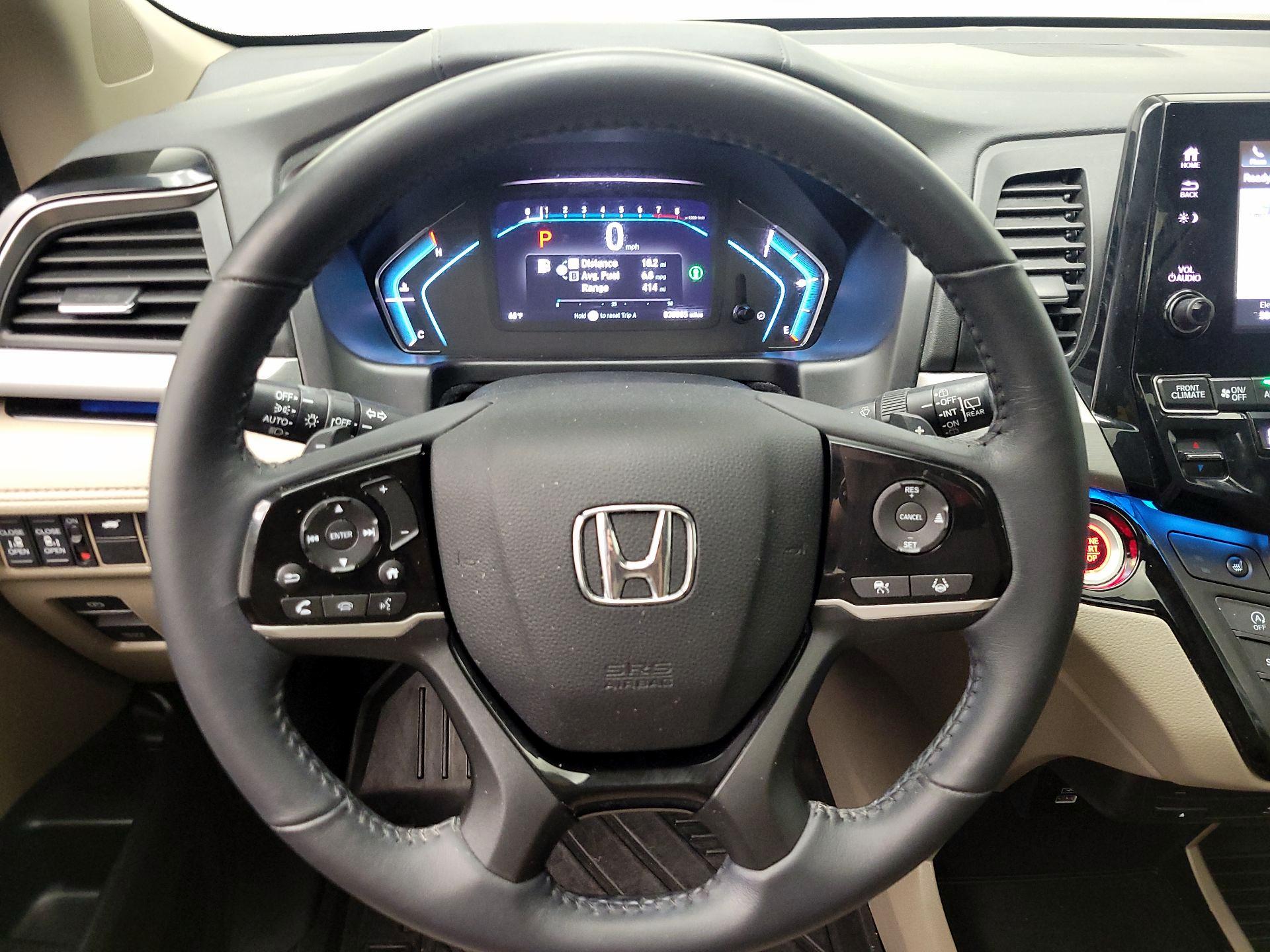 Thumbnail: 2023 Honda Odyssey - 10