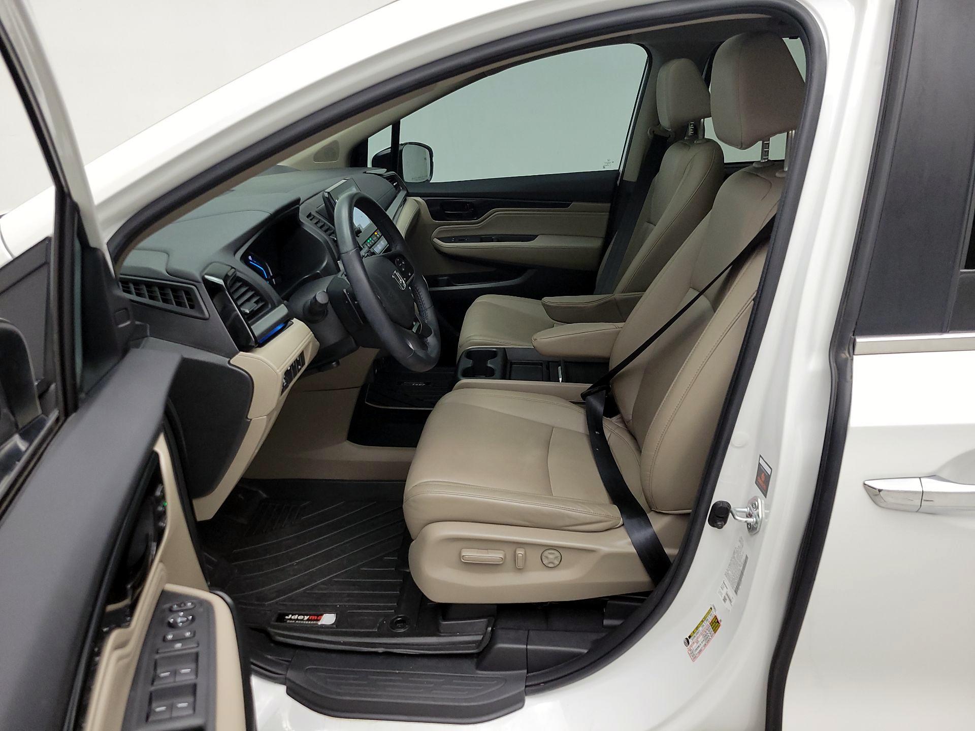 Thumbnail: 2023 Honda Odyssey - 11