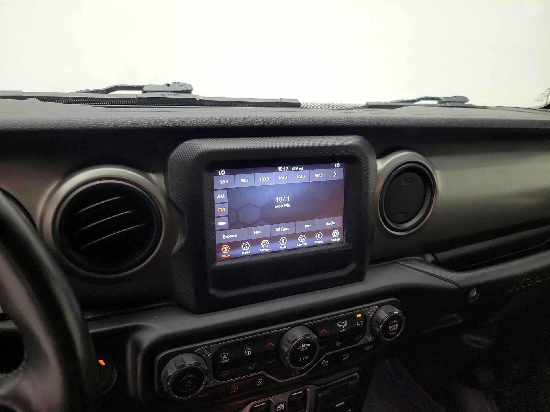 Thumbnail: 2020 Jeep Wrangler - 15