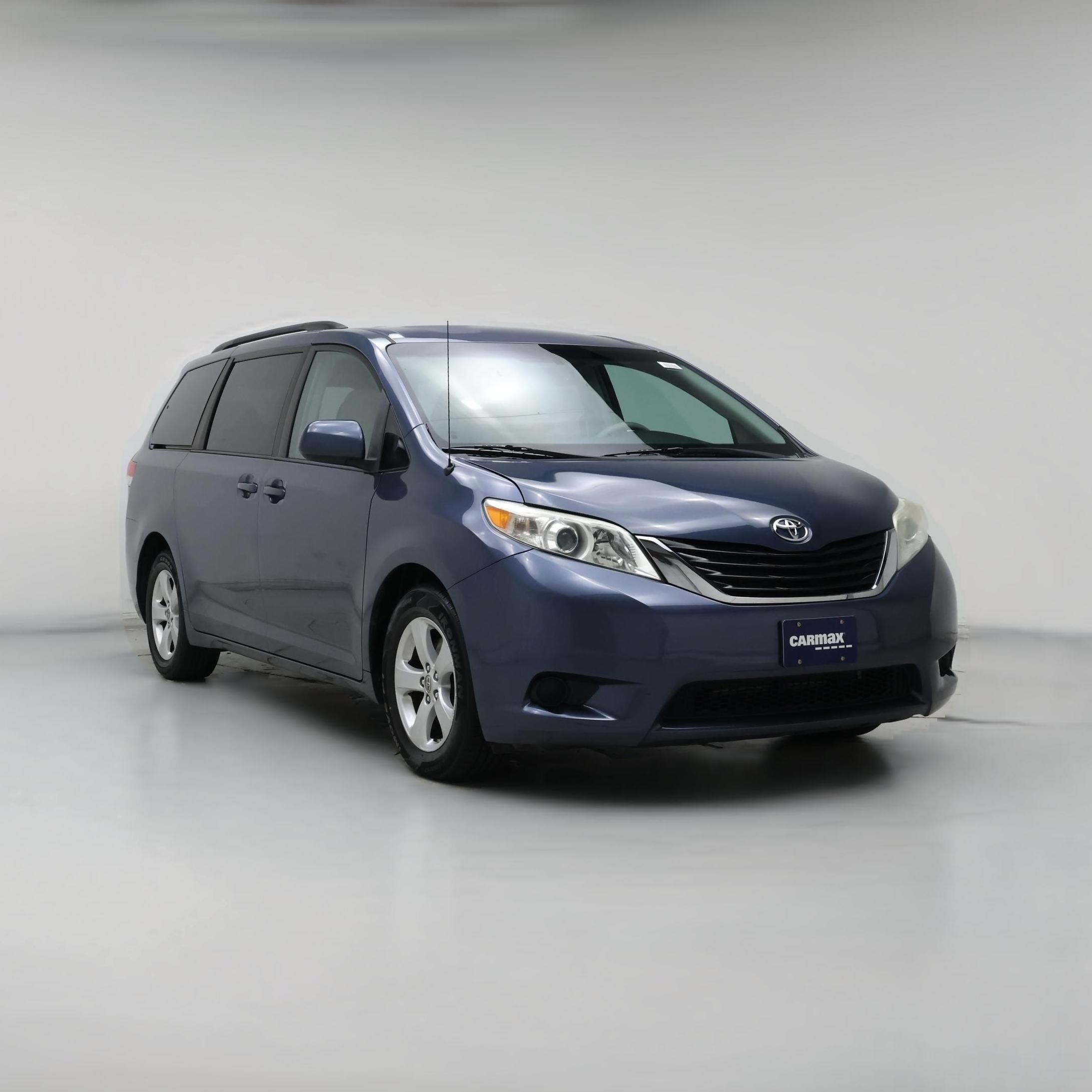 Thumbnail: 2014 Toyota Sienna - 1