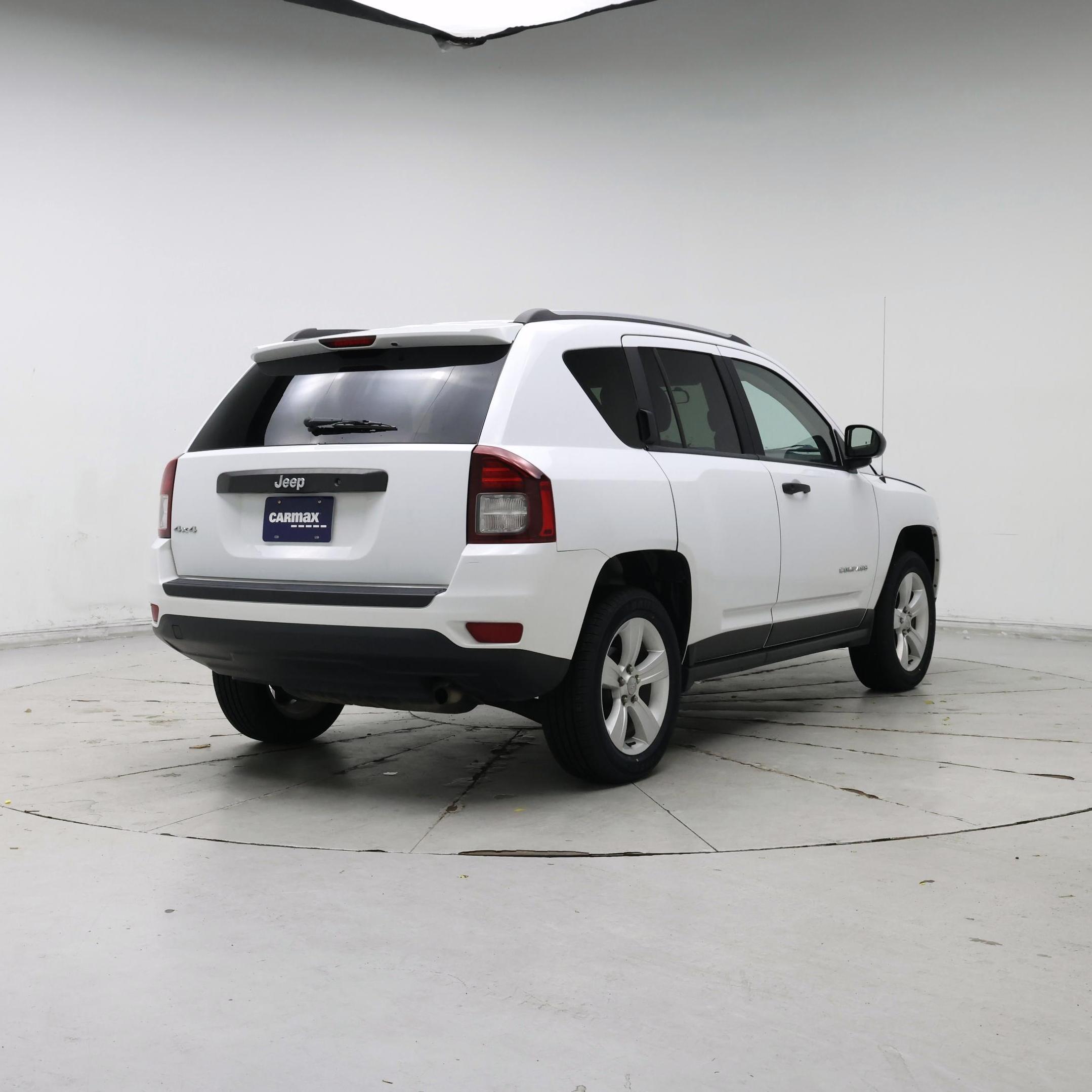 Thumbnail: 2015 Jeep Compass - 8