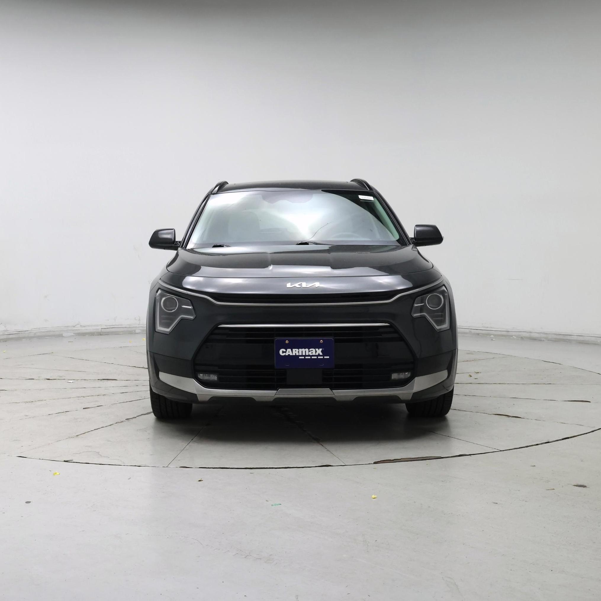 Thumbnail: 2023 Kia Niro - 5