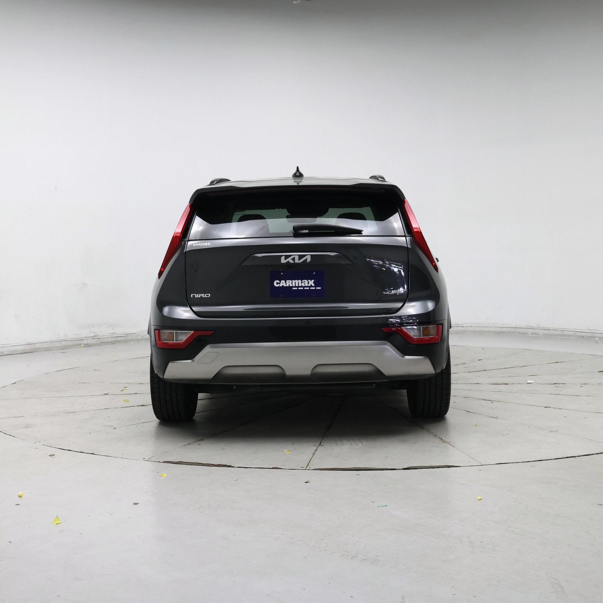 Thumbnail: 2023 Kia Niro - 6