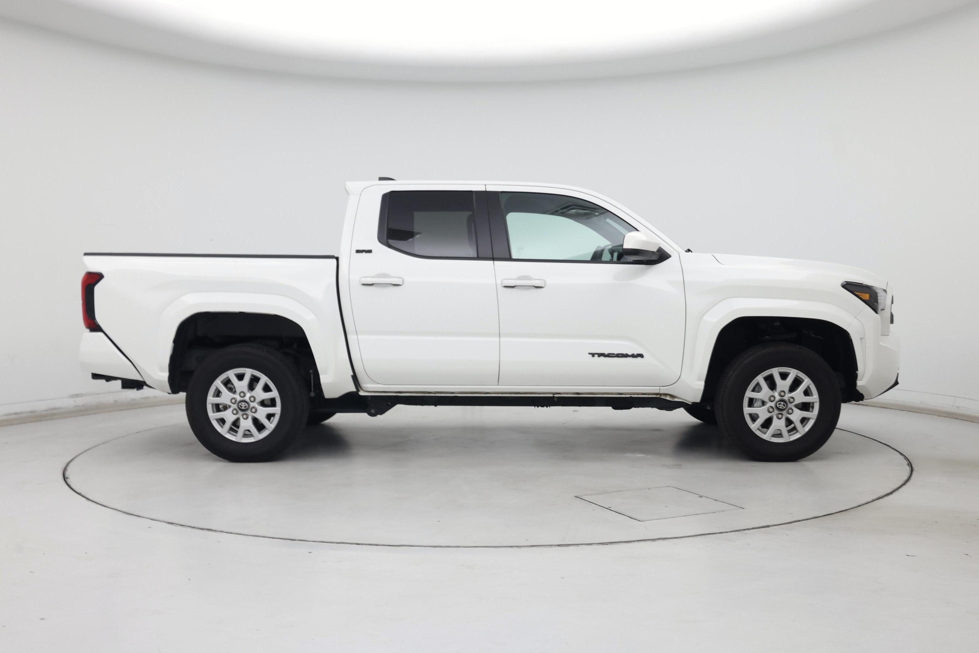 Thumbnail: 2024 Toyota Tacoma - 7