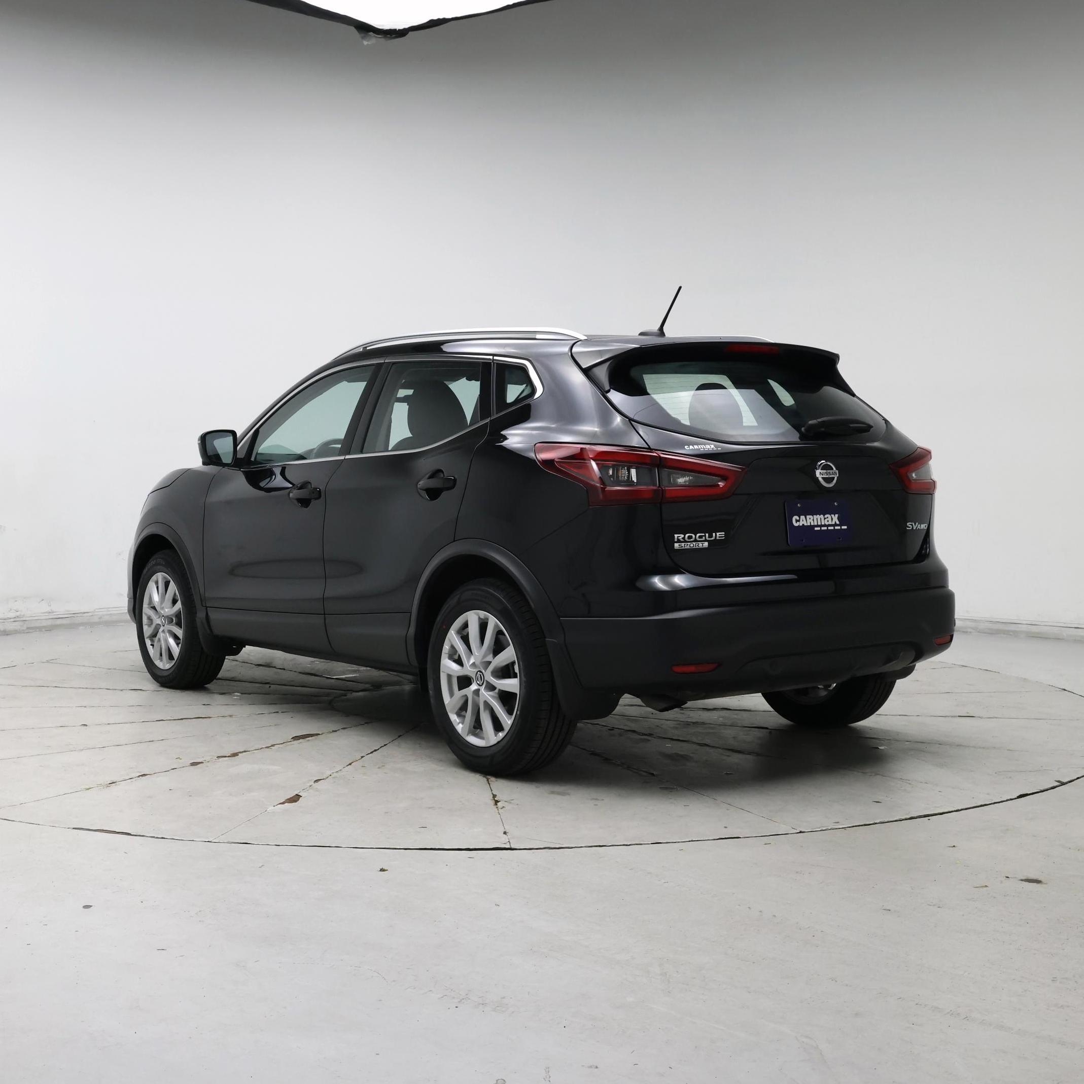 Thumbnail: 2022 Nissan Rogue Sport - 2