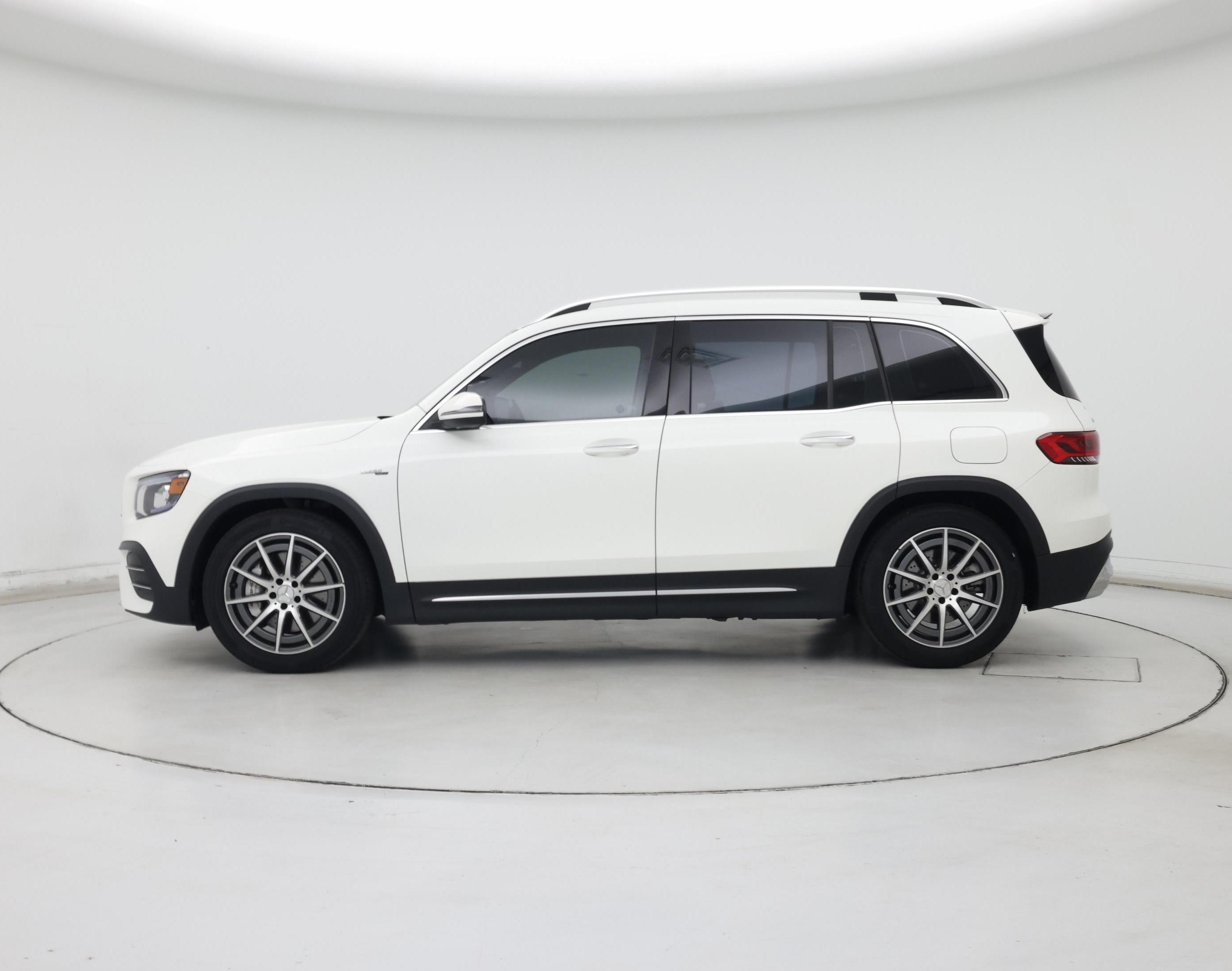 Thumbnail: 2023 Mercedes-Benz GLB - 3