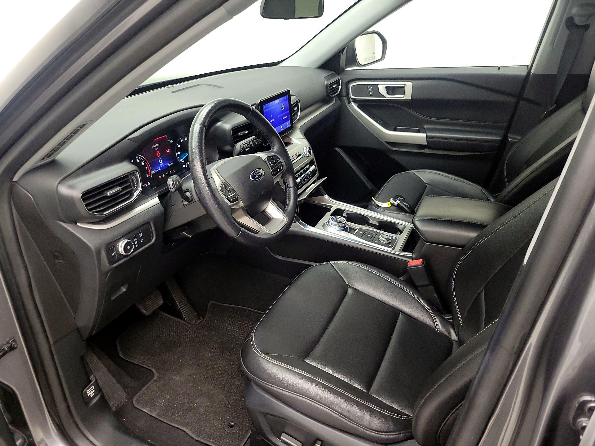 Thumbnail: 2021 Ford Explorer - 11
