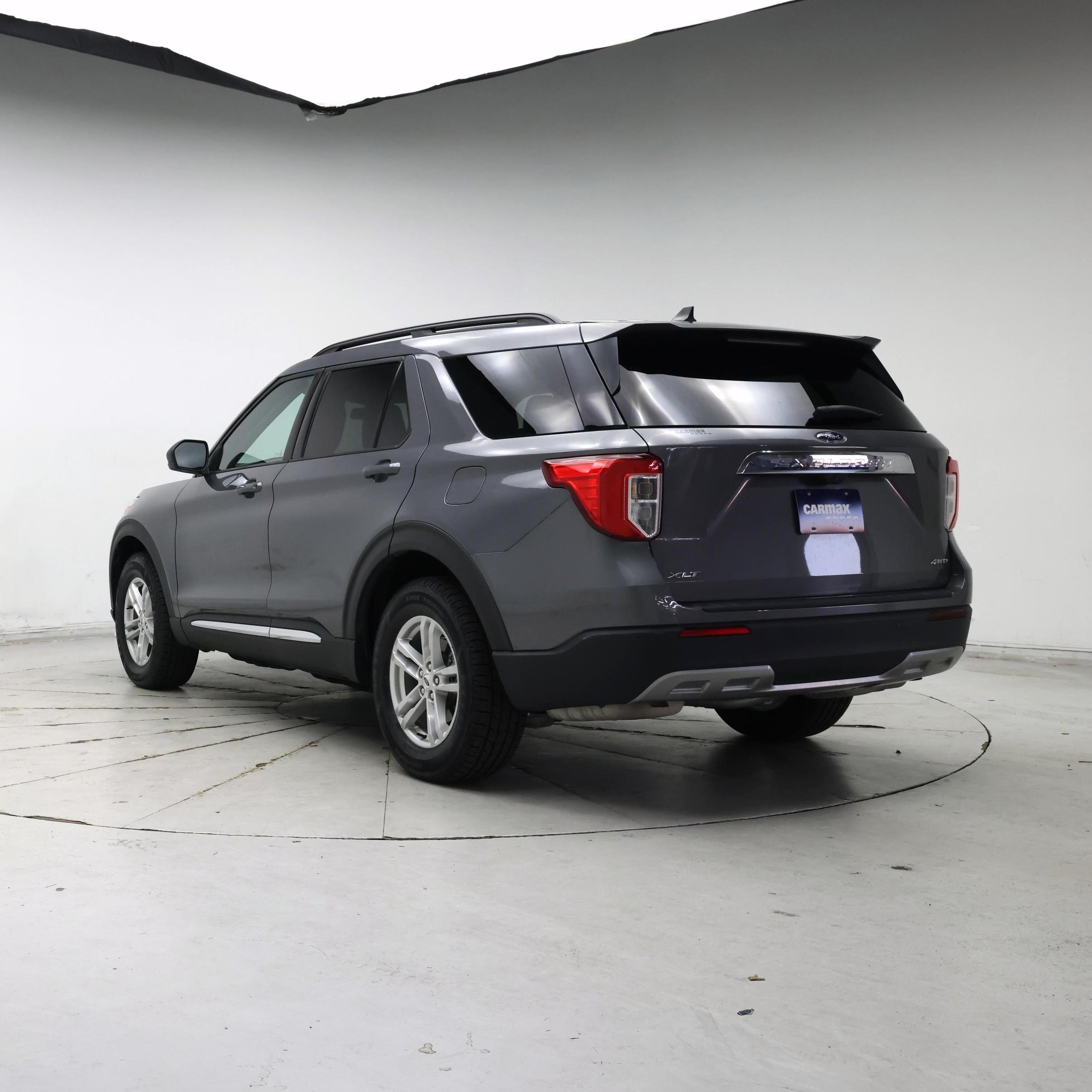 Thumbnail: 2021 Ford Explorer - 2