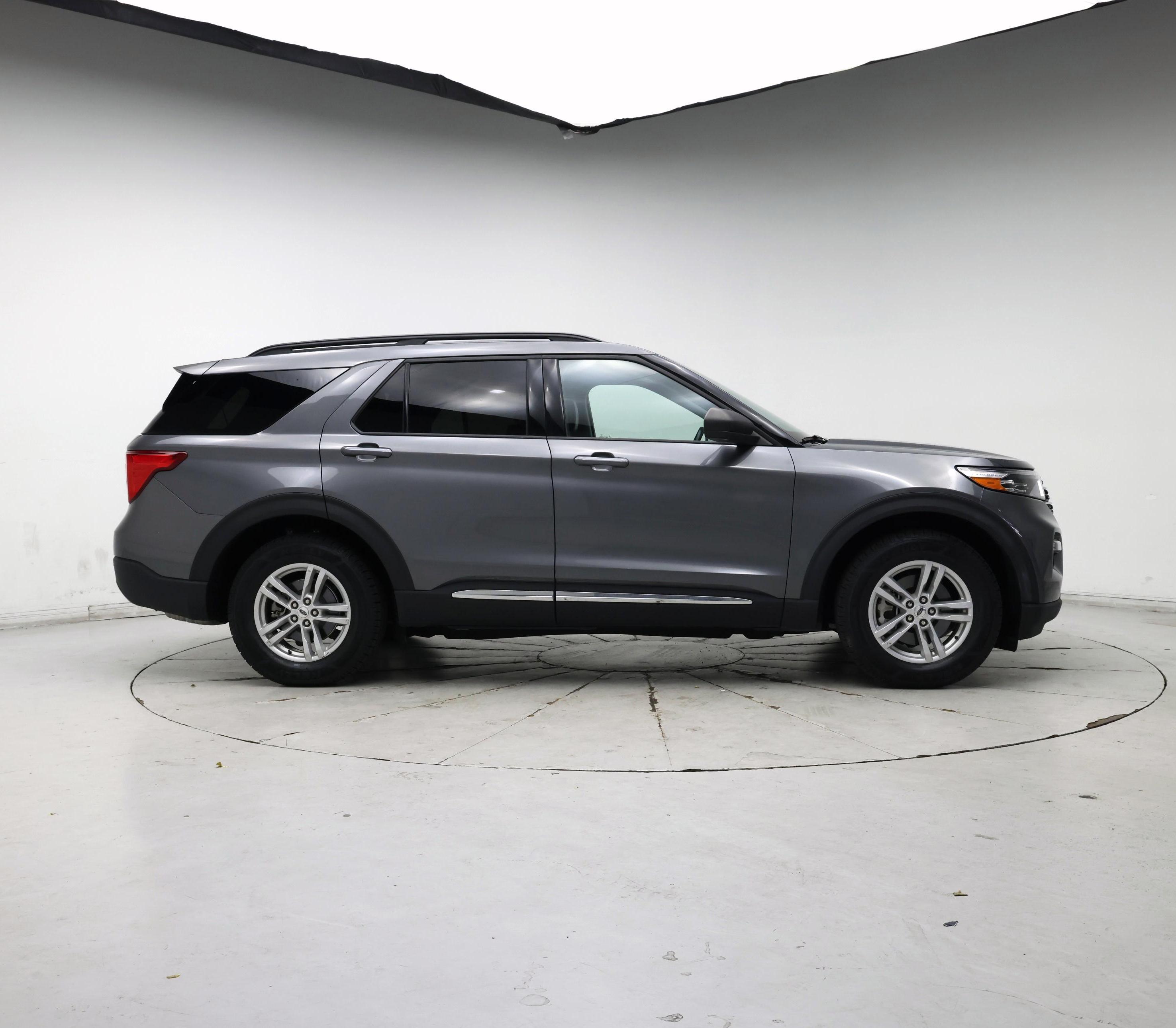 Thumbnail: 2021 Ford Explorer - 7