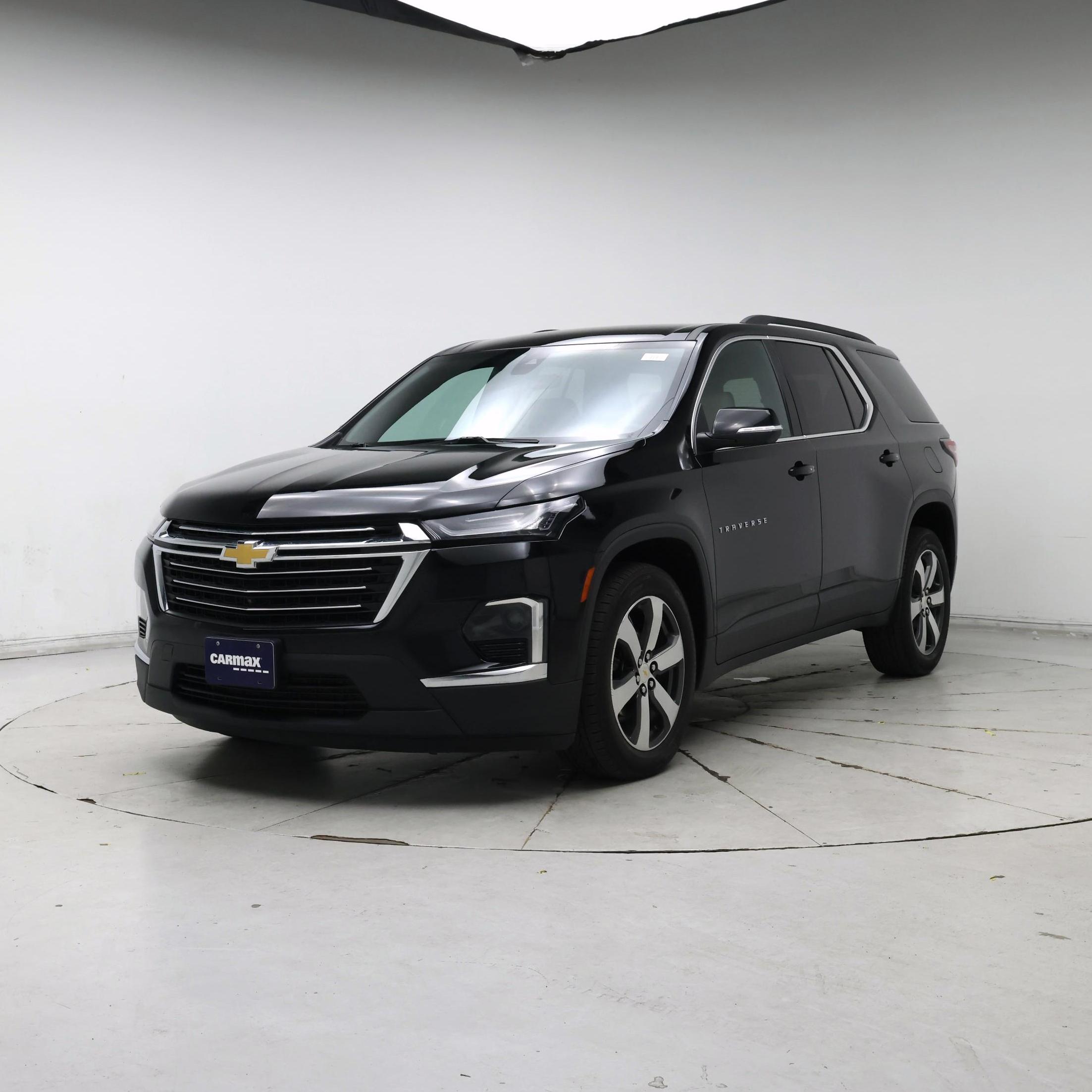 Thumbnail: 2023 Chevrolet Traverse - 4