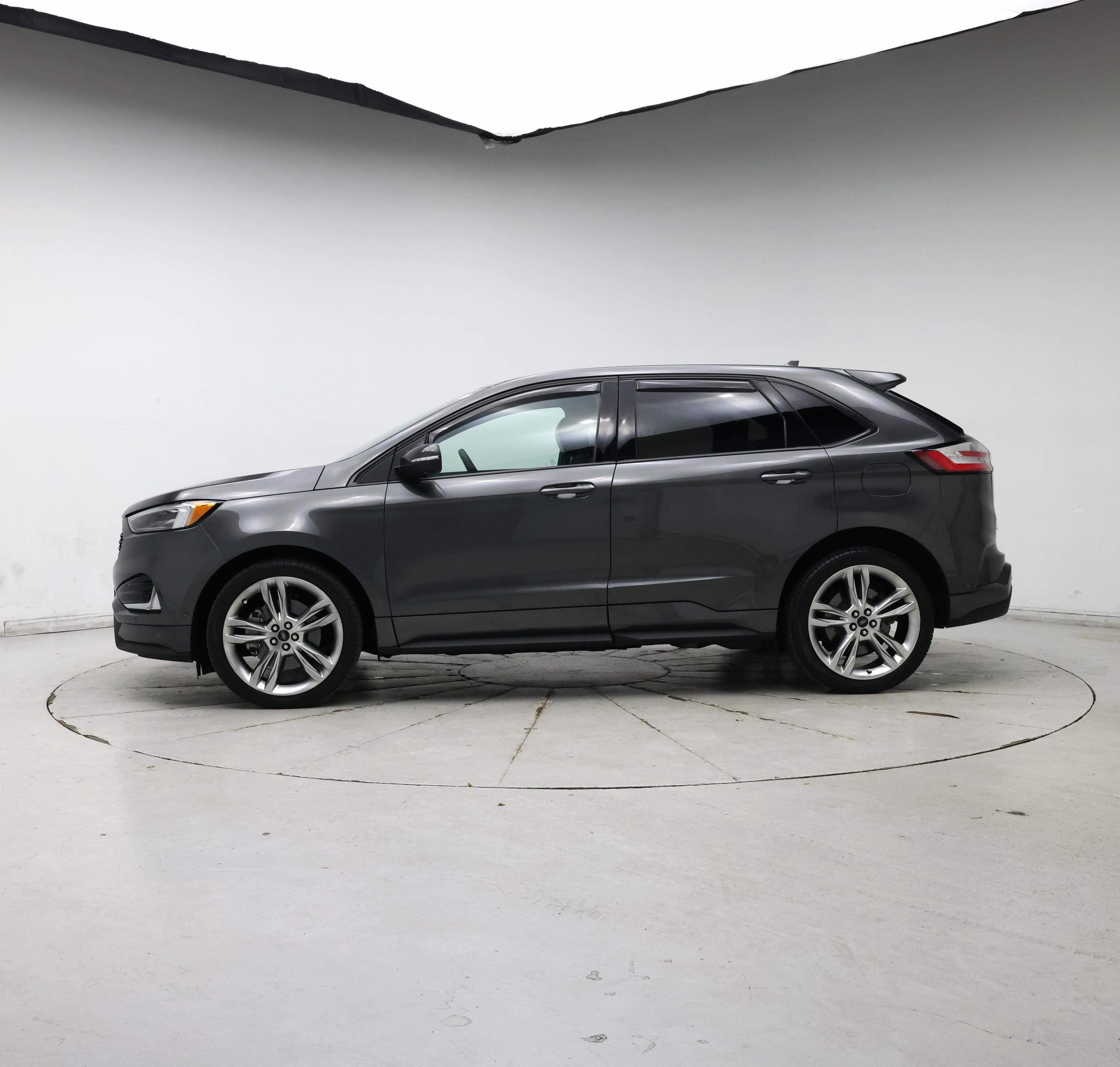Thumbnail: 2019 Ford Edge - 3