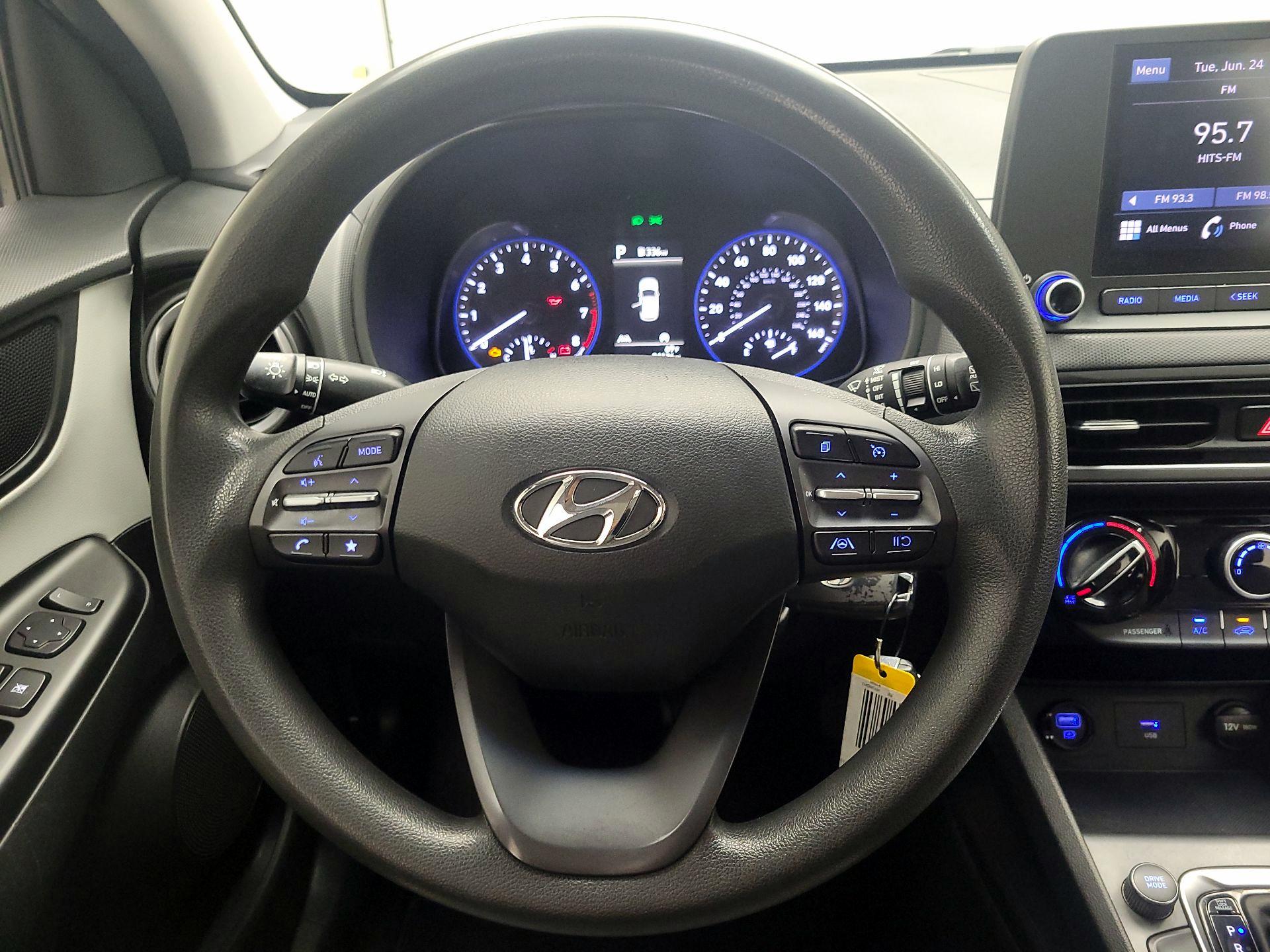 Thumbnail: 2022 Hyundai Kona - 10