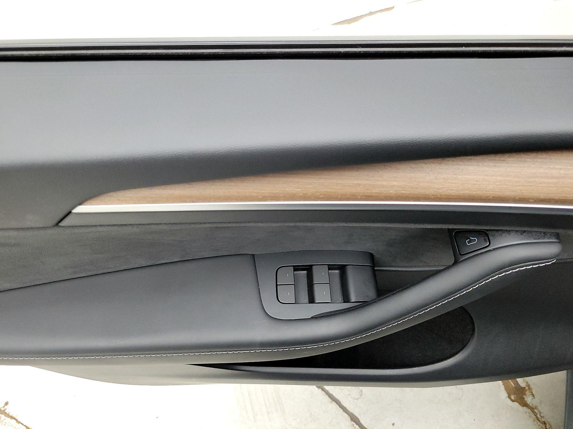 Thumbnail: 2023 Tesla Model Y - 12
