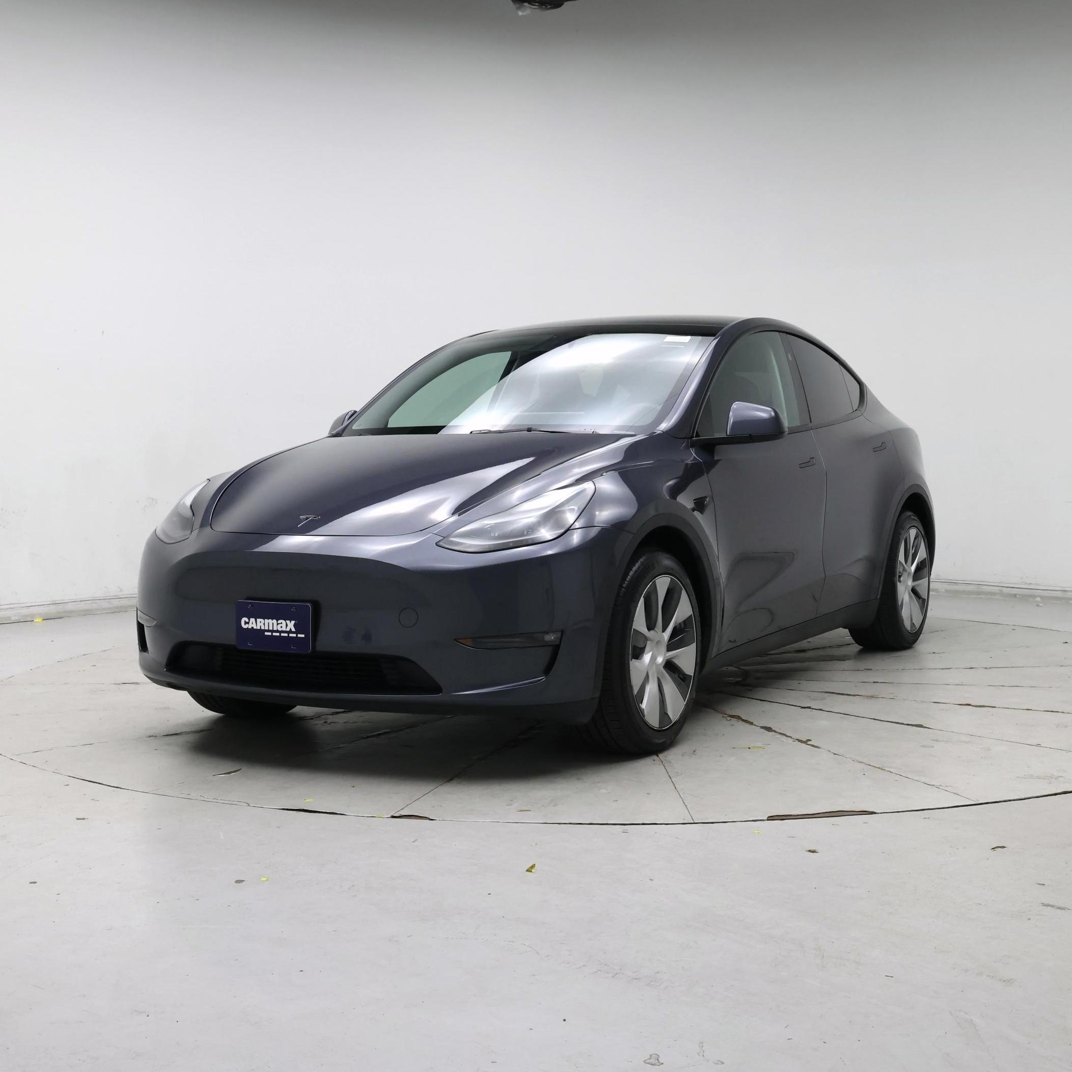 Thumbnail: 2023 Tesla Model Y - 4