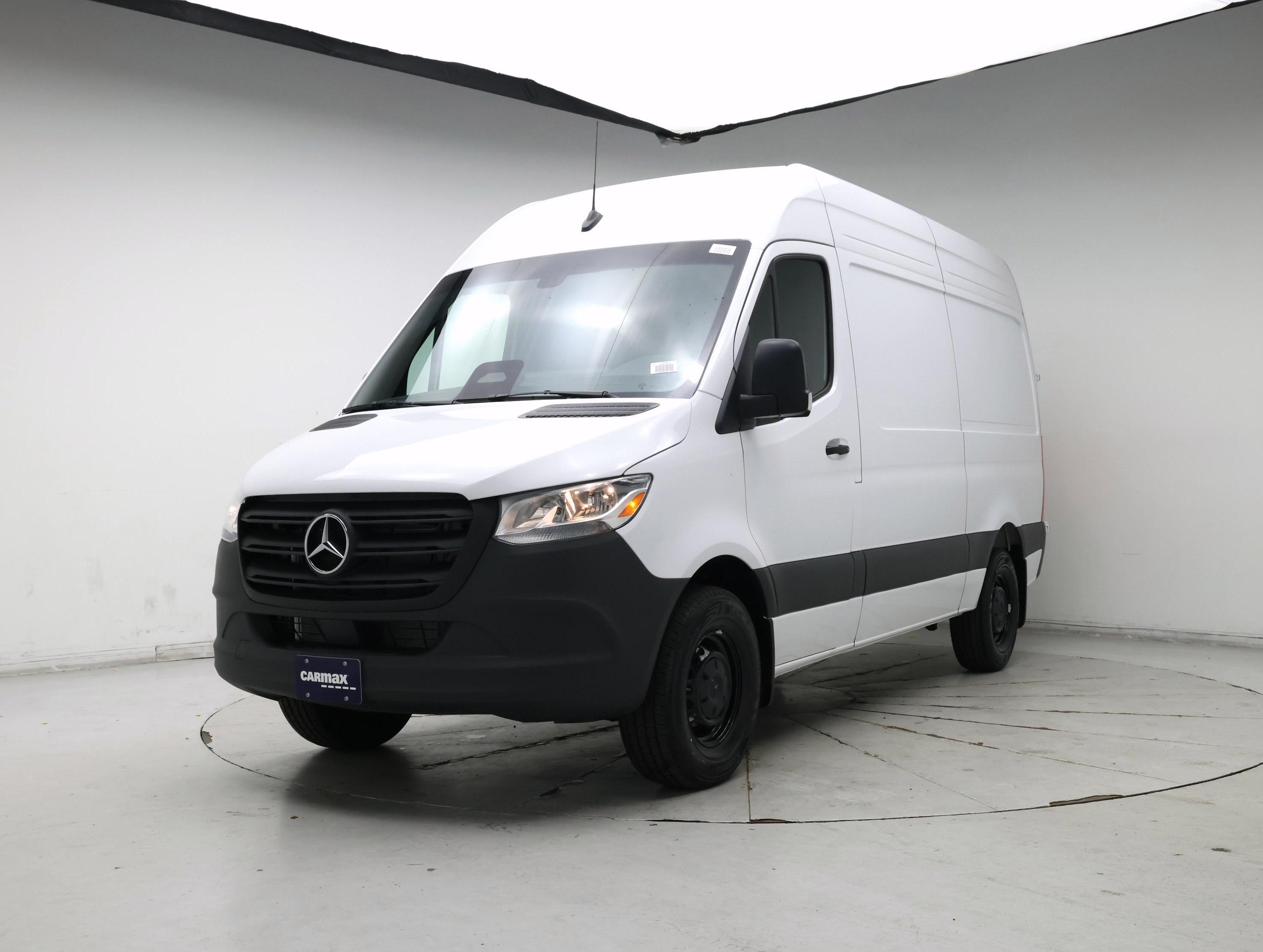 Thumbnail: 2025 Mercedes-Benz Sprinter - 4