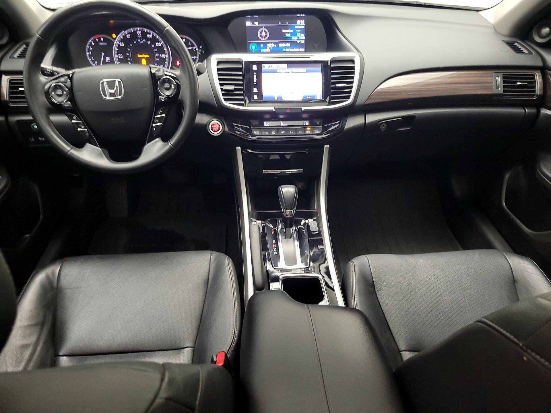 Thumbnail: 2017 Honda Accord - 9