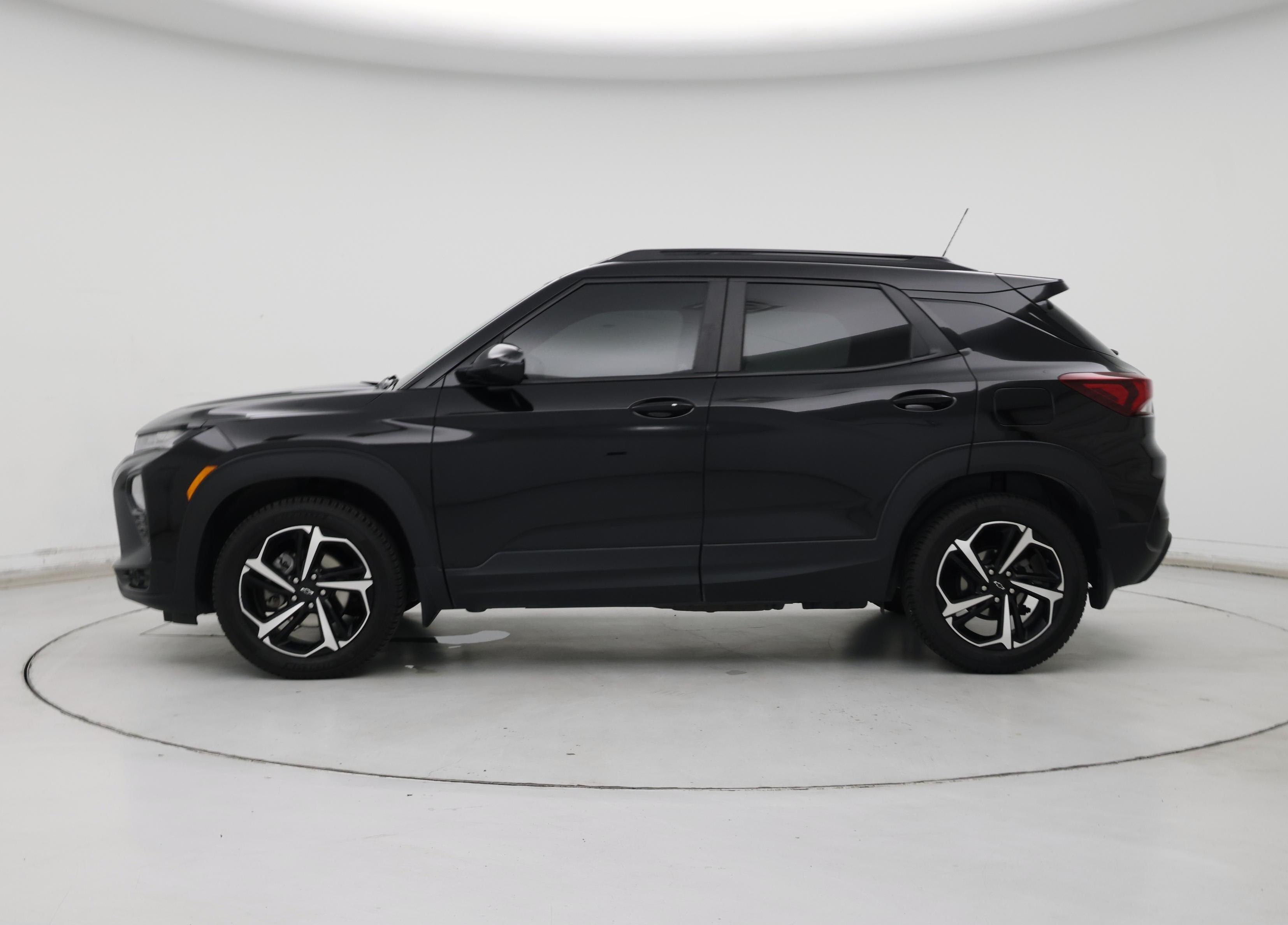 Thumbnail: 2022 Chevrolet TrailBlazer - 3