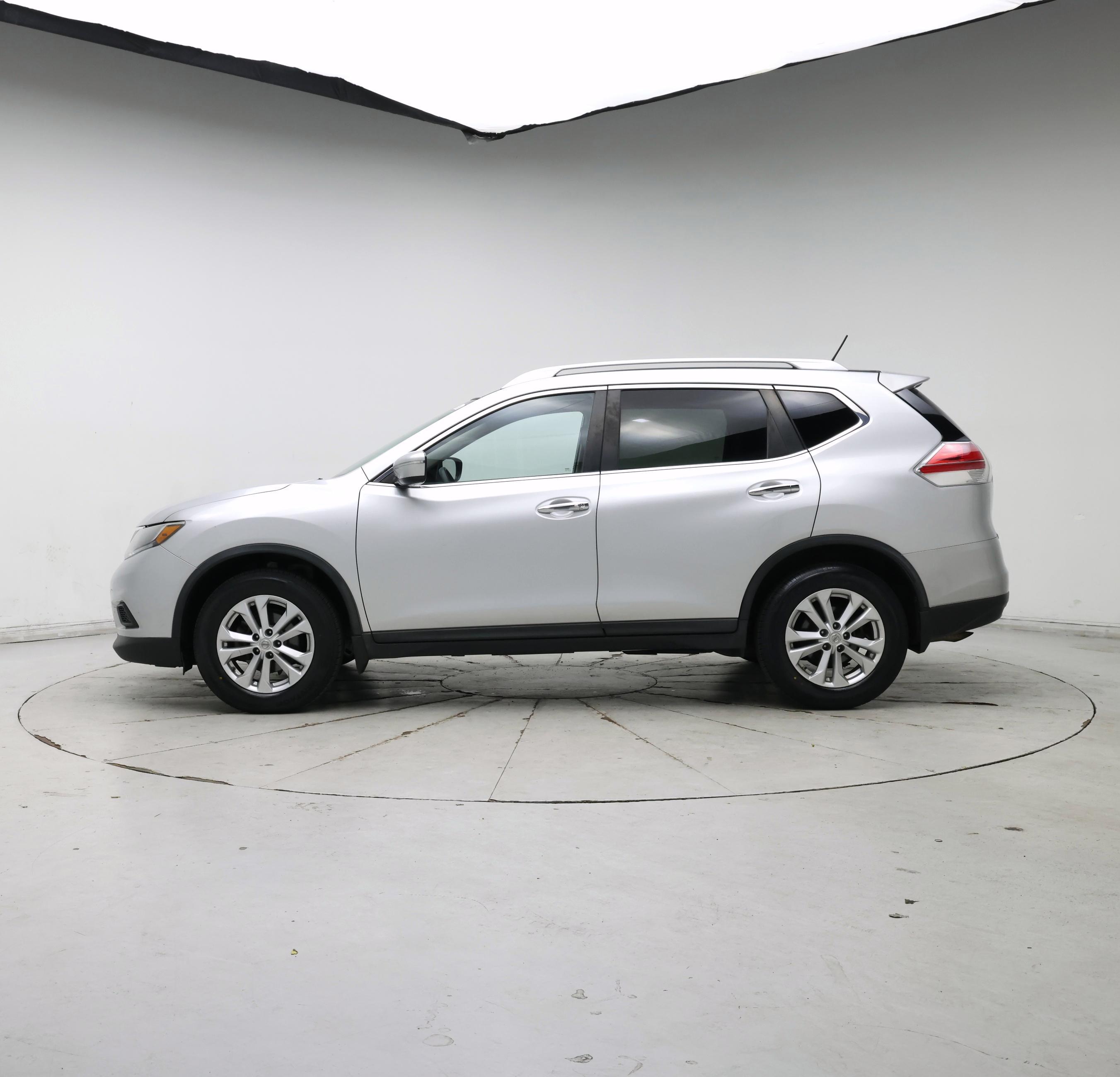 Thumbnail: 2015 Nissan Rogue - 3