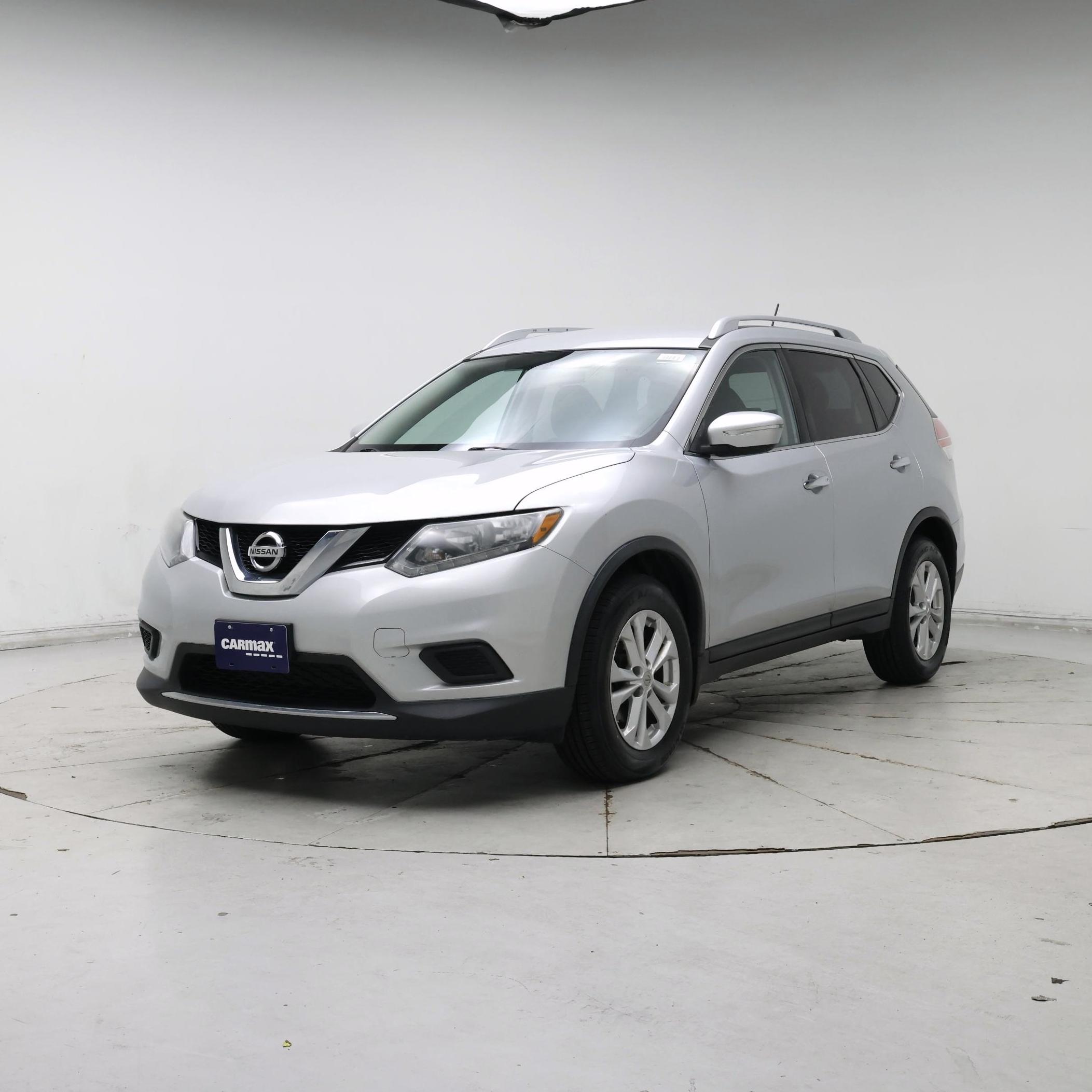 Thumbnail: 2015 Nissan Rogue - 4