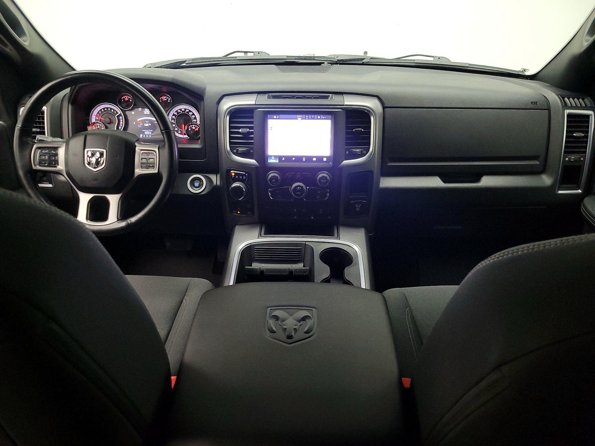 Thumbnail: 2022 RAM 1500 Classic - 9
