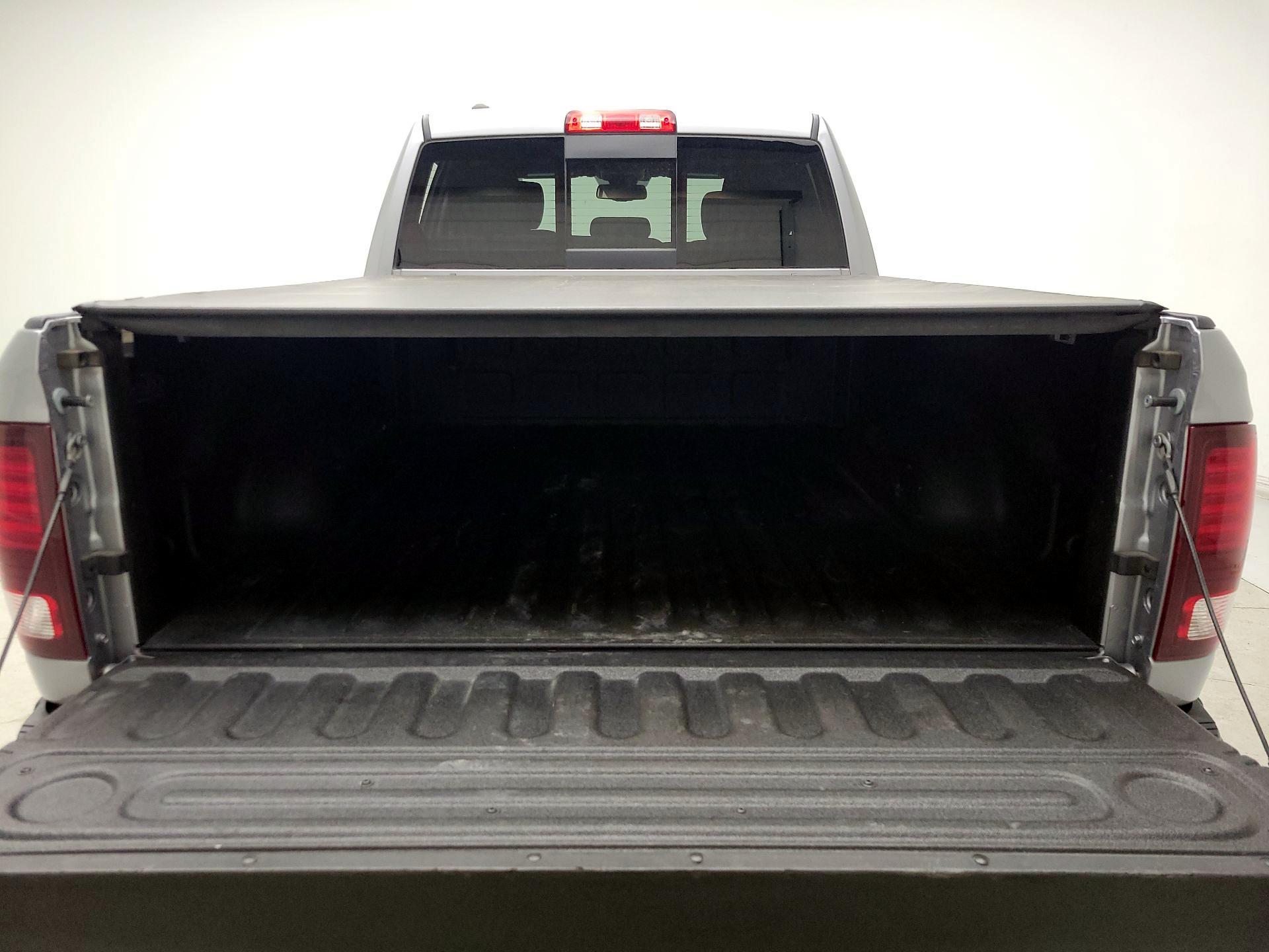 Thumbnail: 2022 RAM 1500 Classic - 20
