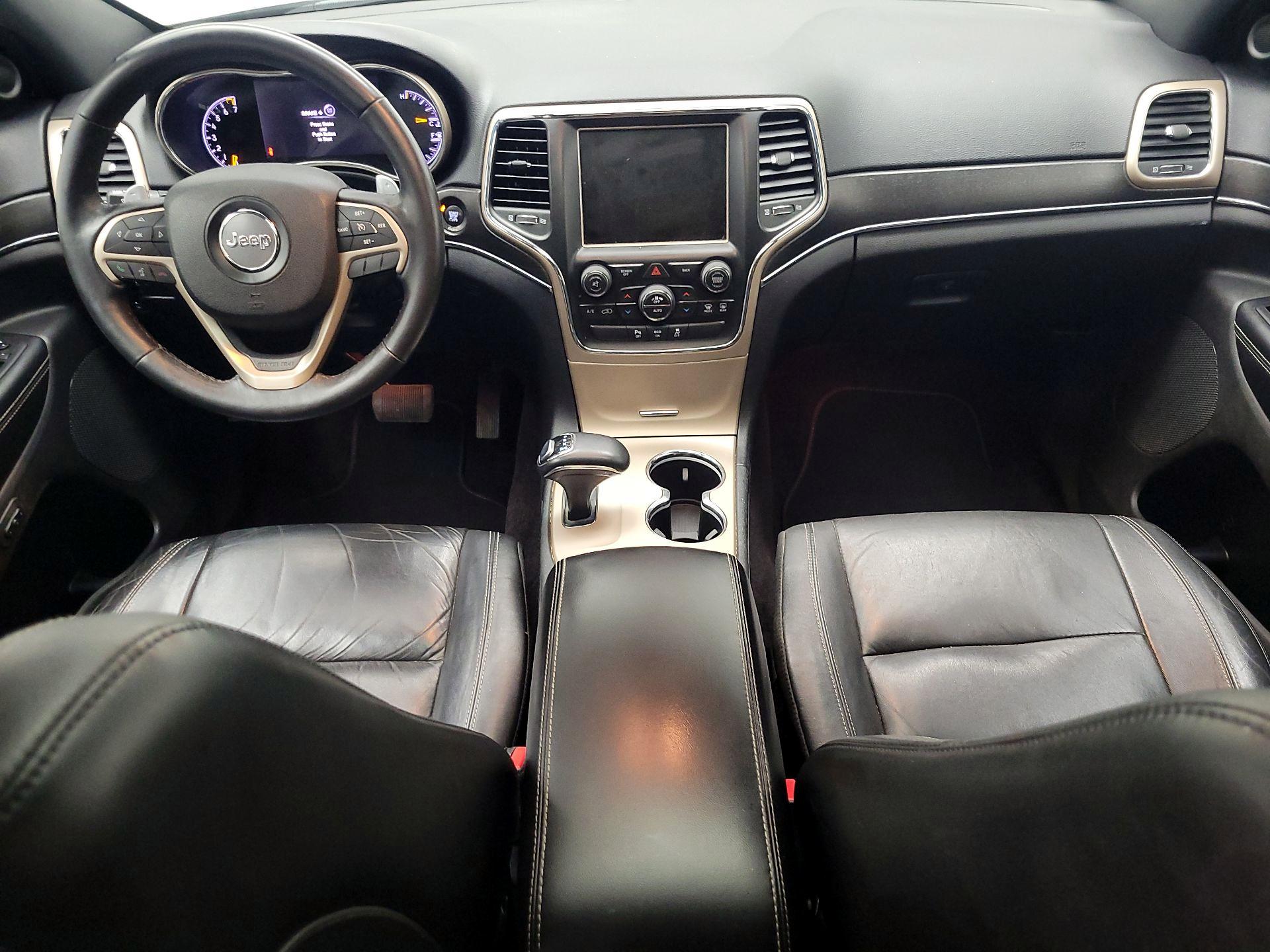 Thumbnail: 2015 Jeep Grand Cherokee - 9