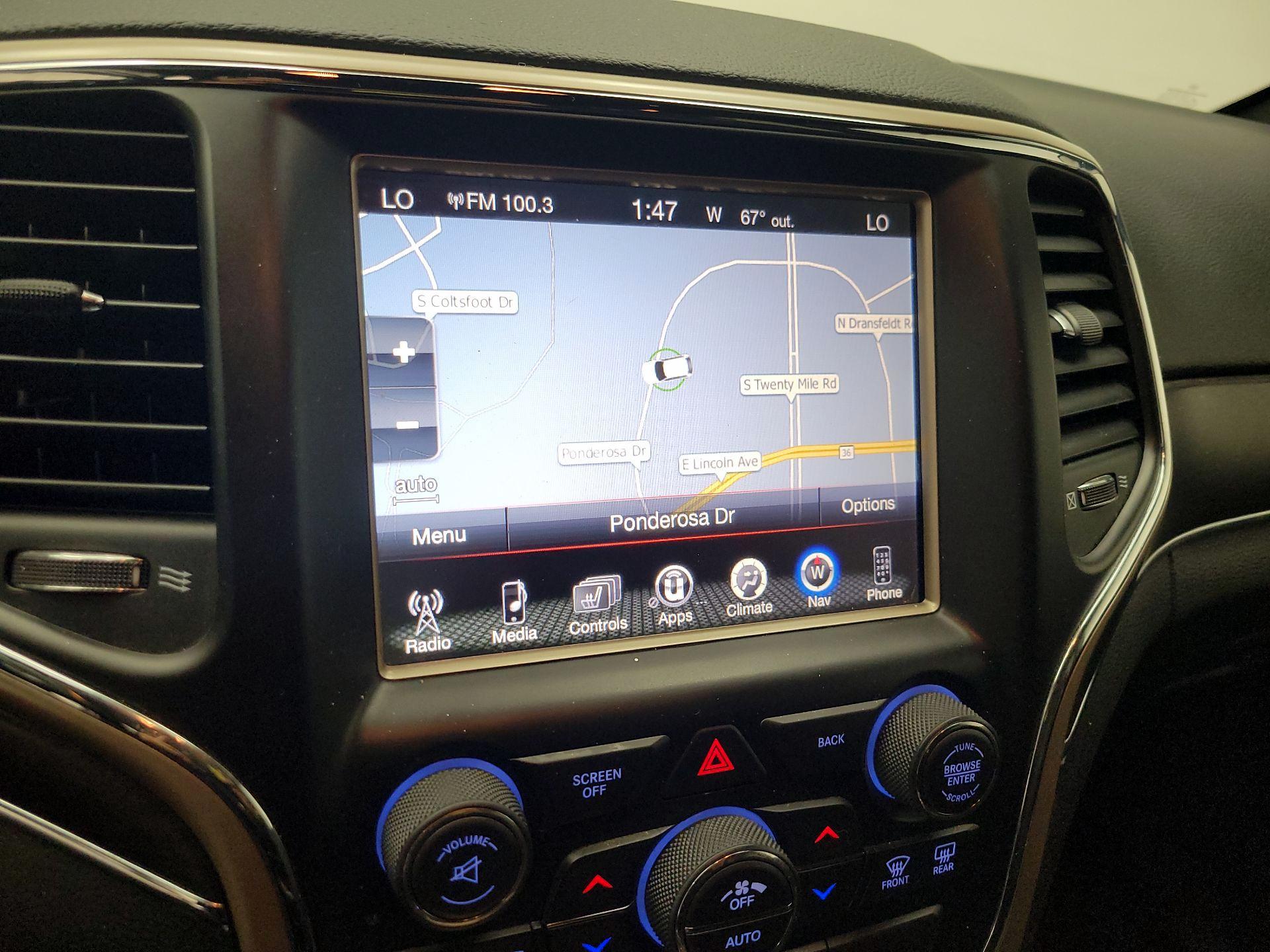 Thumbnail: 2015 Jeep Grand Cherokee - 14