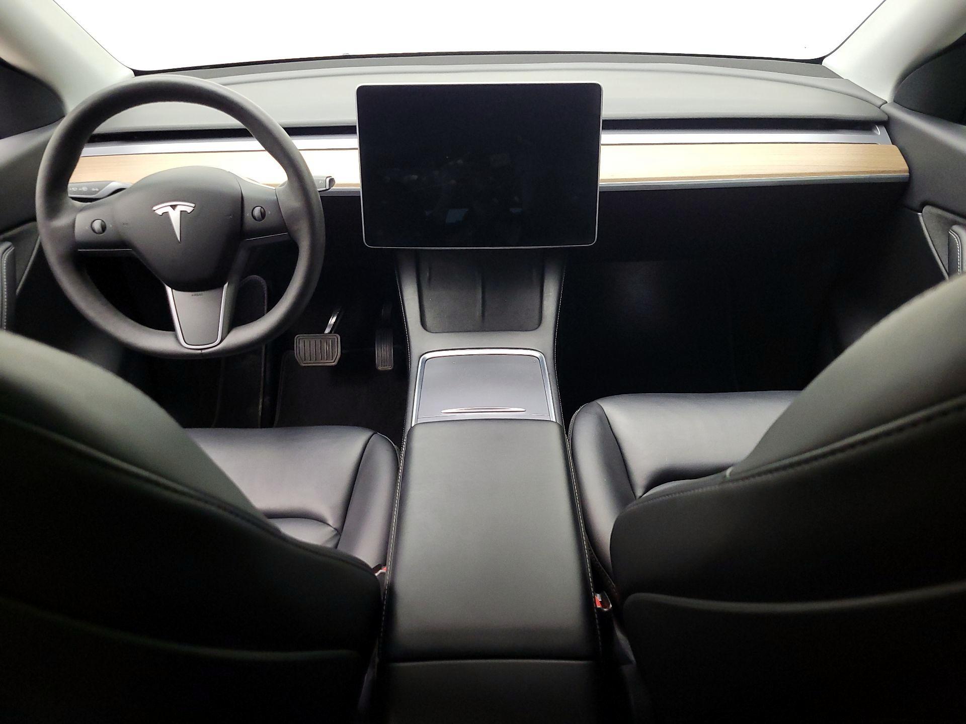 Thumbnail: 2022 Tesla Model Y - 9