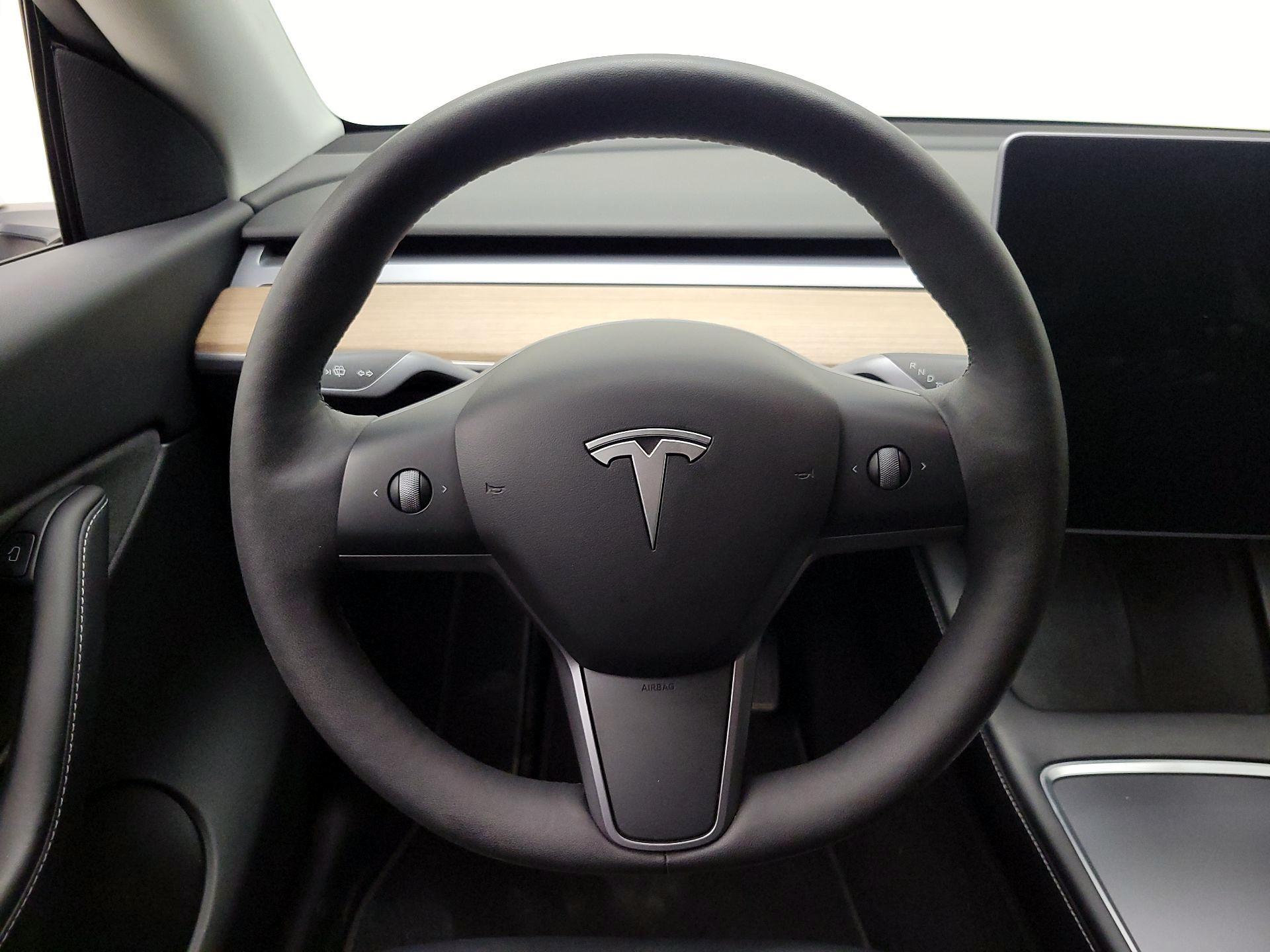 Thumbnail: 2022 Tesla Model Y - 10