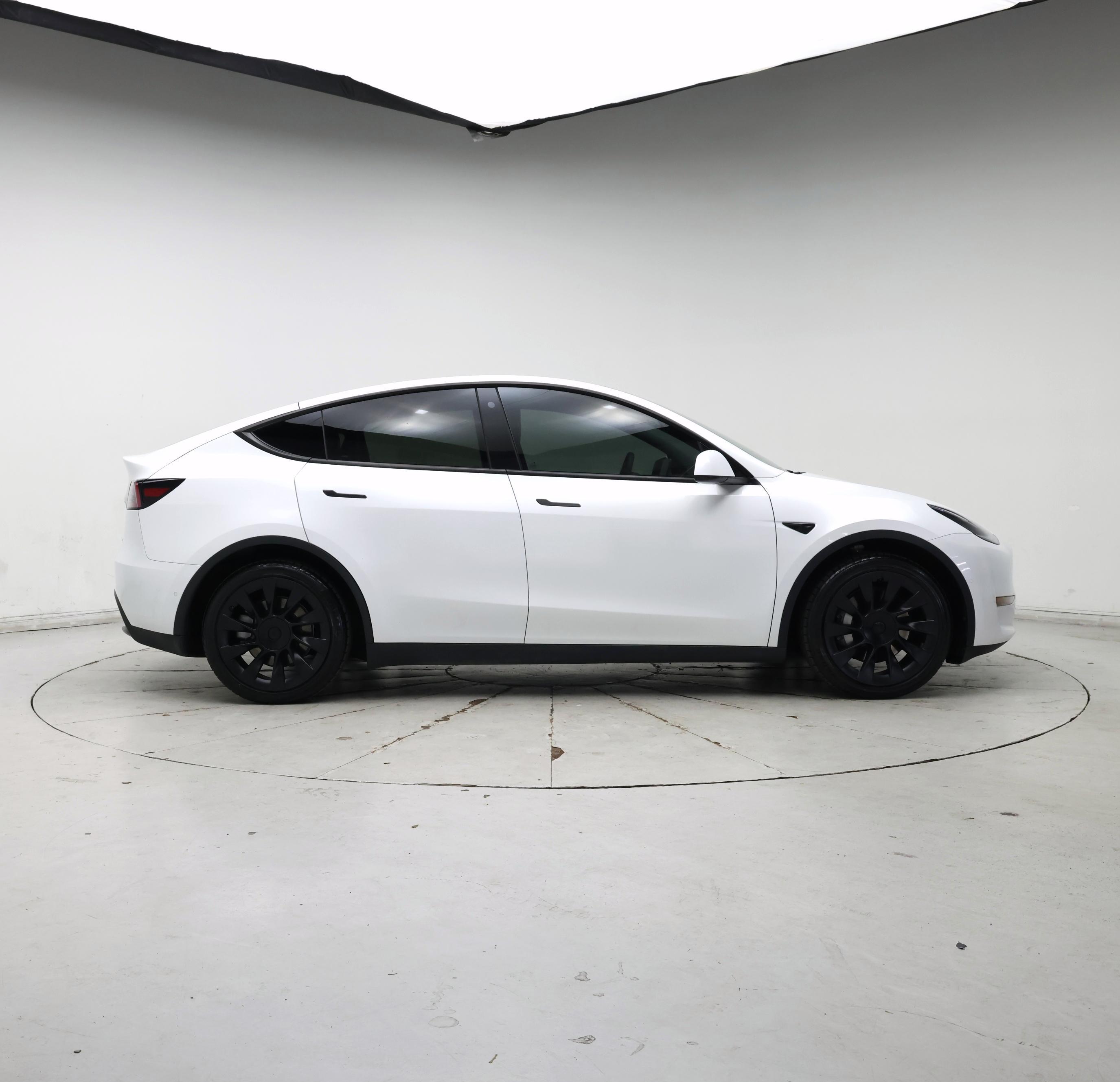 Thumbnail: 2022 Tesla Model Y - 7
