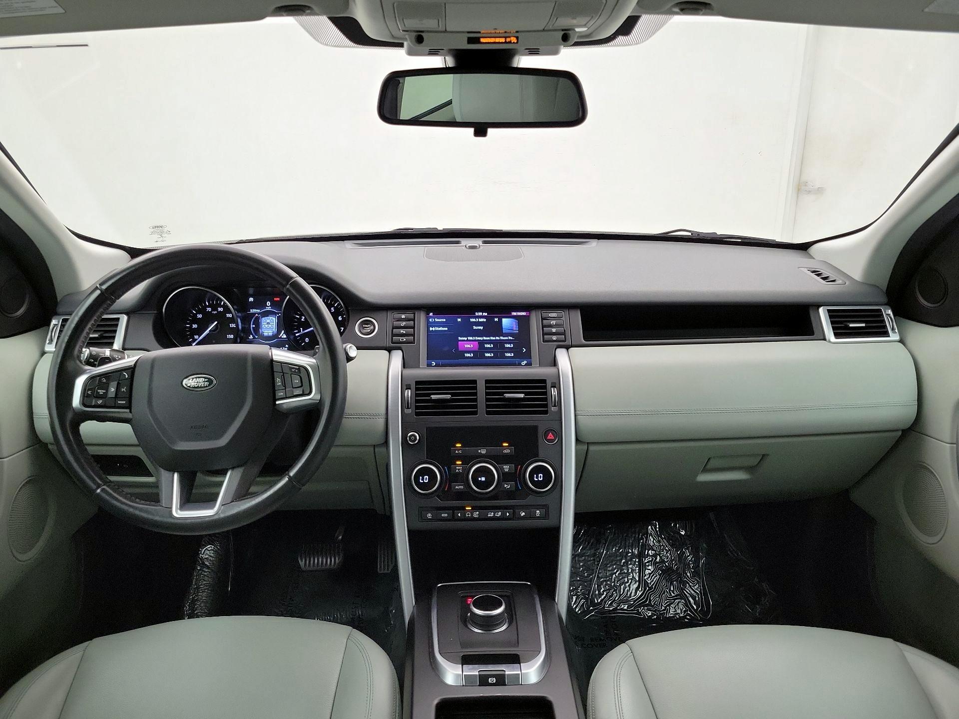 Thumbnail: 2018 Land Rover Discovery Sport - 8