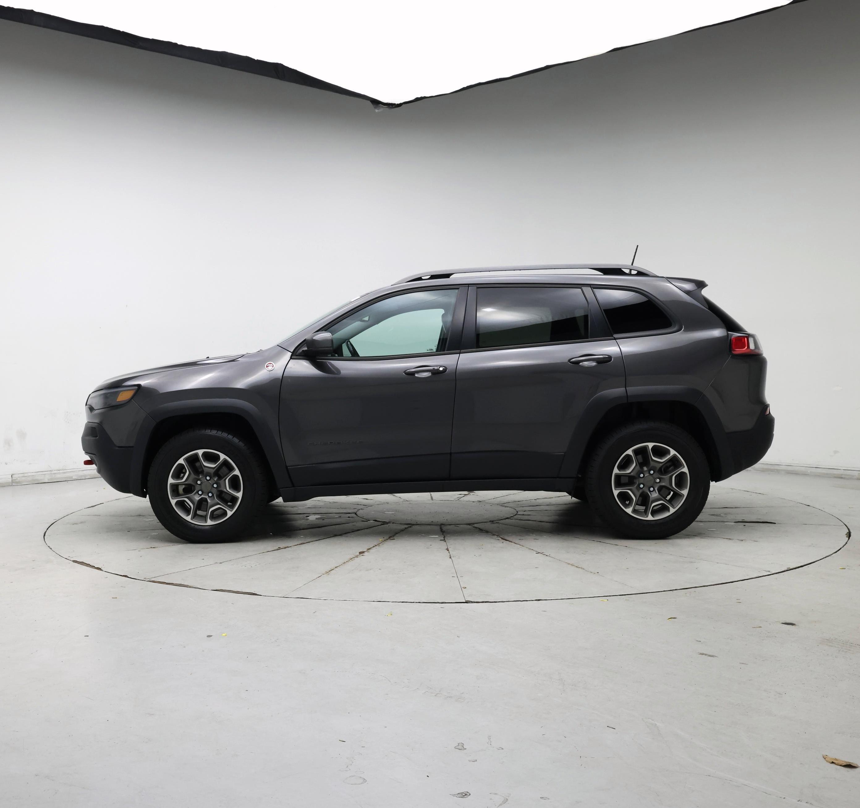 Thumbnail: 2021 Jeep Cherokee - 3