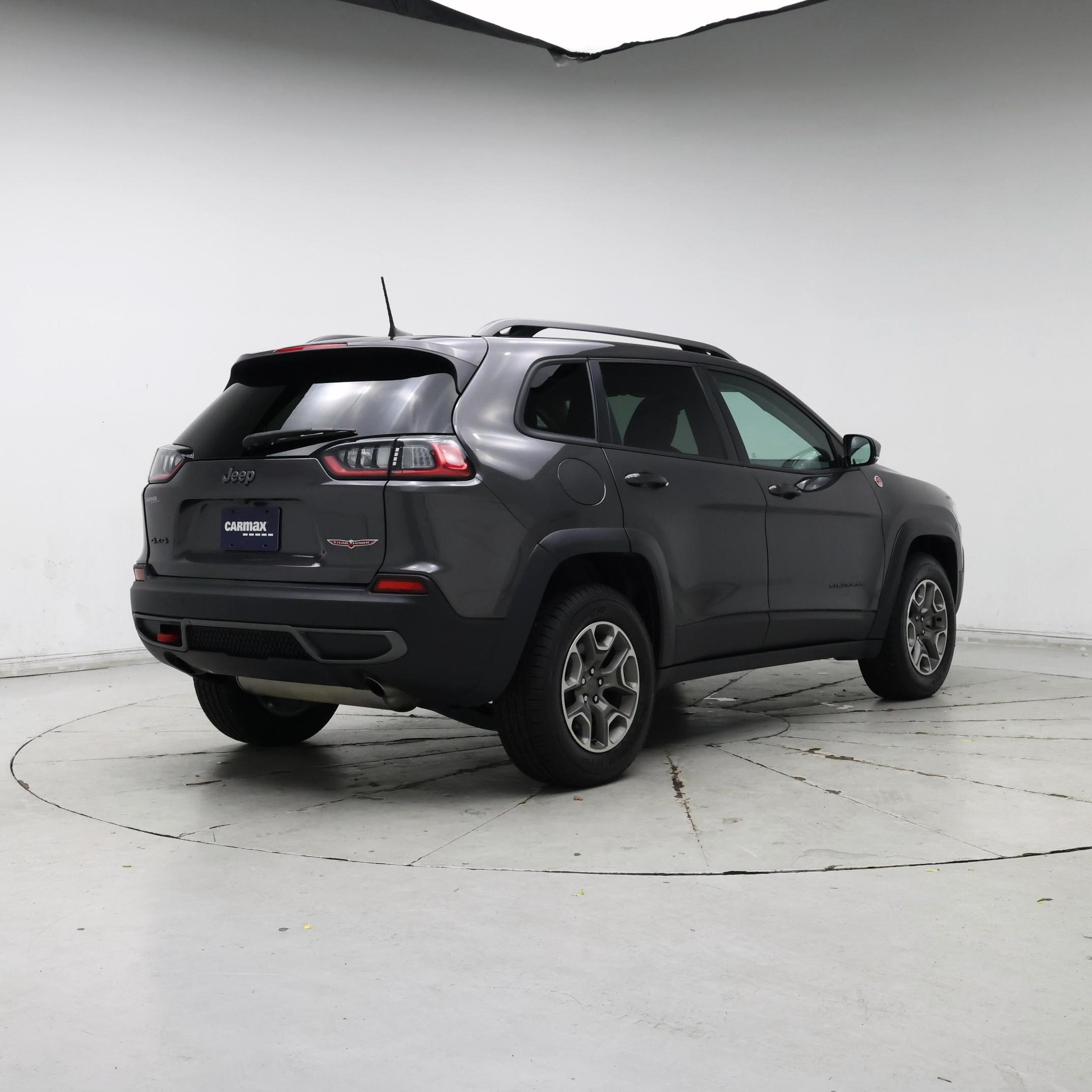 Thumbnail: 2021 Jeep Cherokee - 8