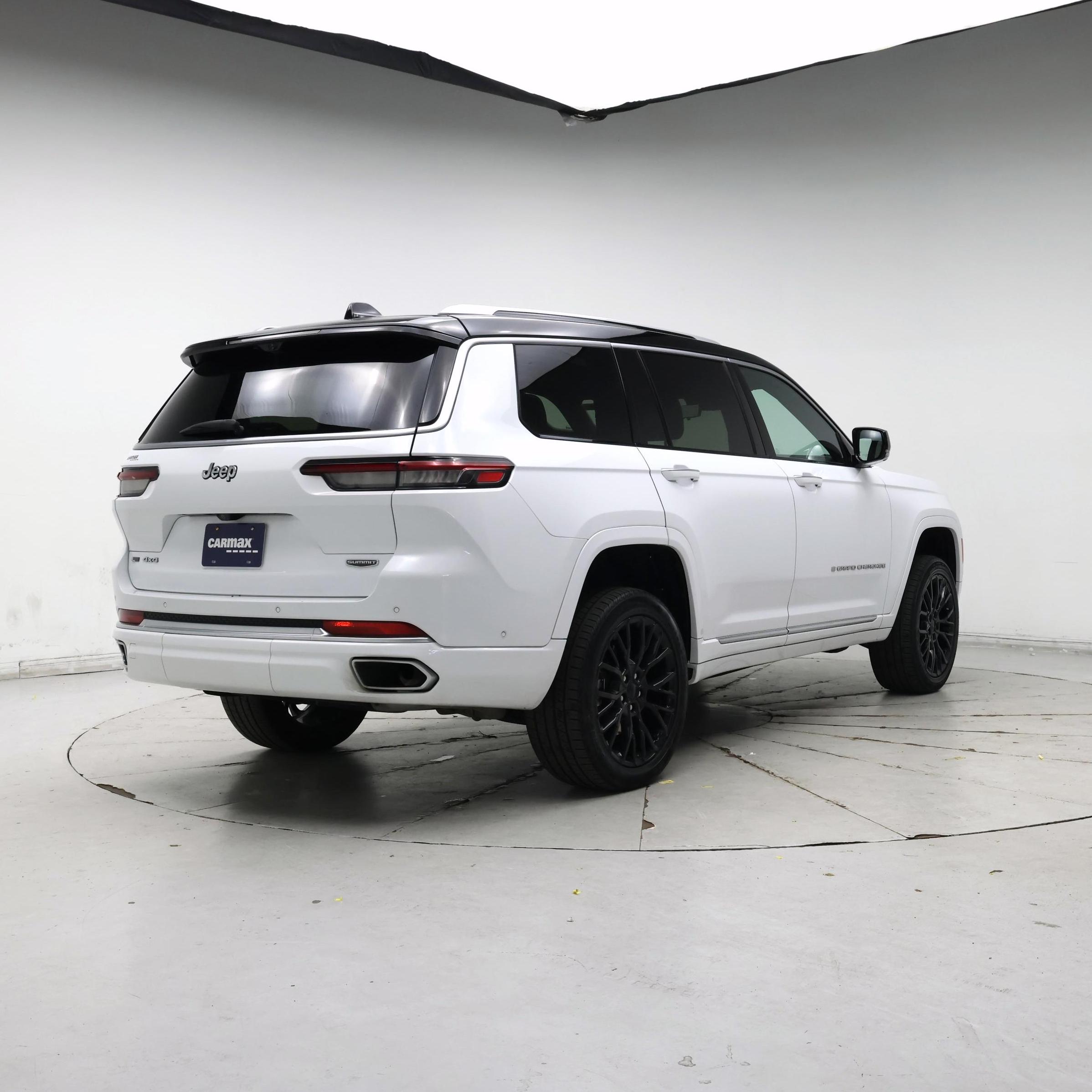 Thumbnail: 2023 Jeep Grand Cherokee L - 8