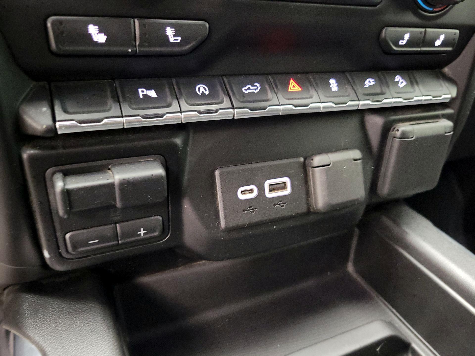Thumbnail: 2019 Chevrolet Silverado 1500 - 18