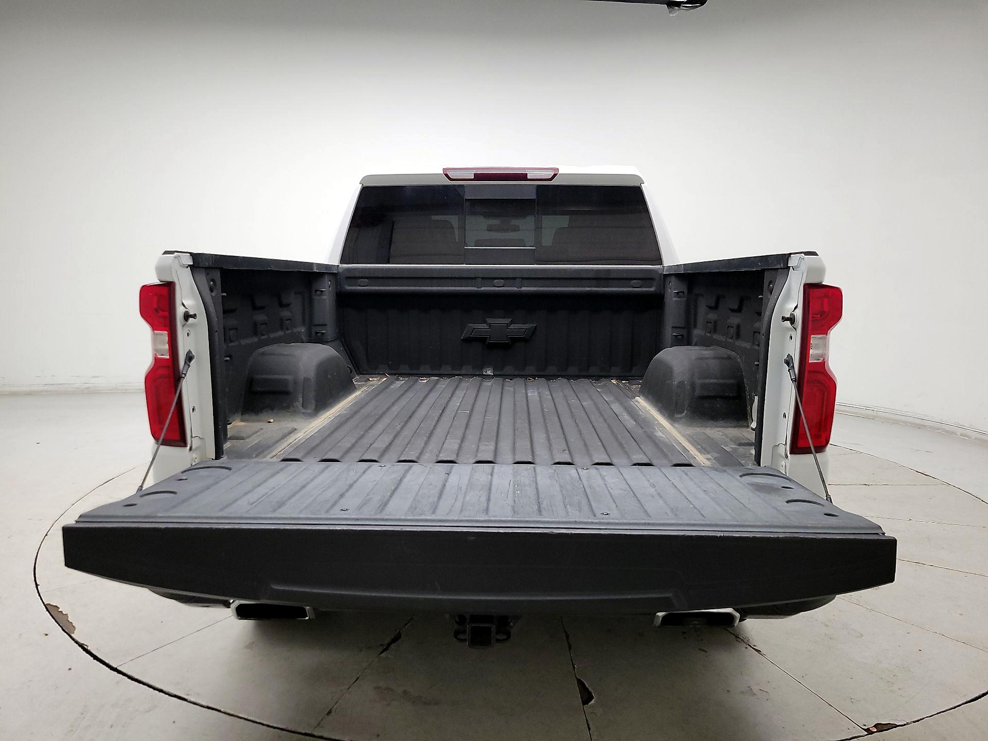 Thumbnail: 2019 Chevrolet Silverado 1500 - 20