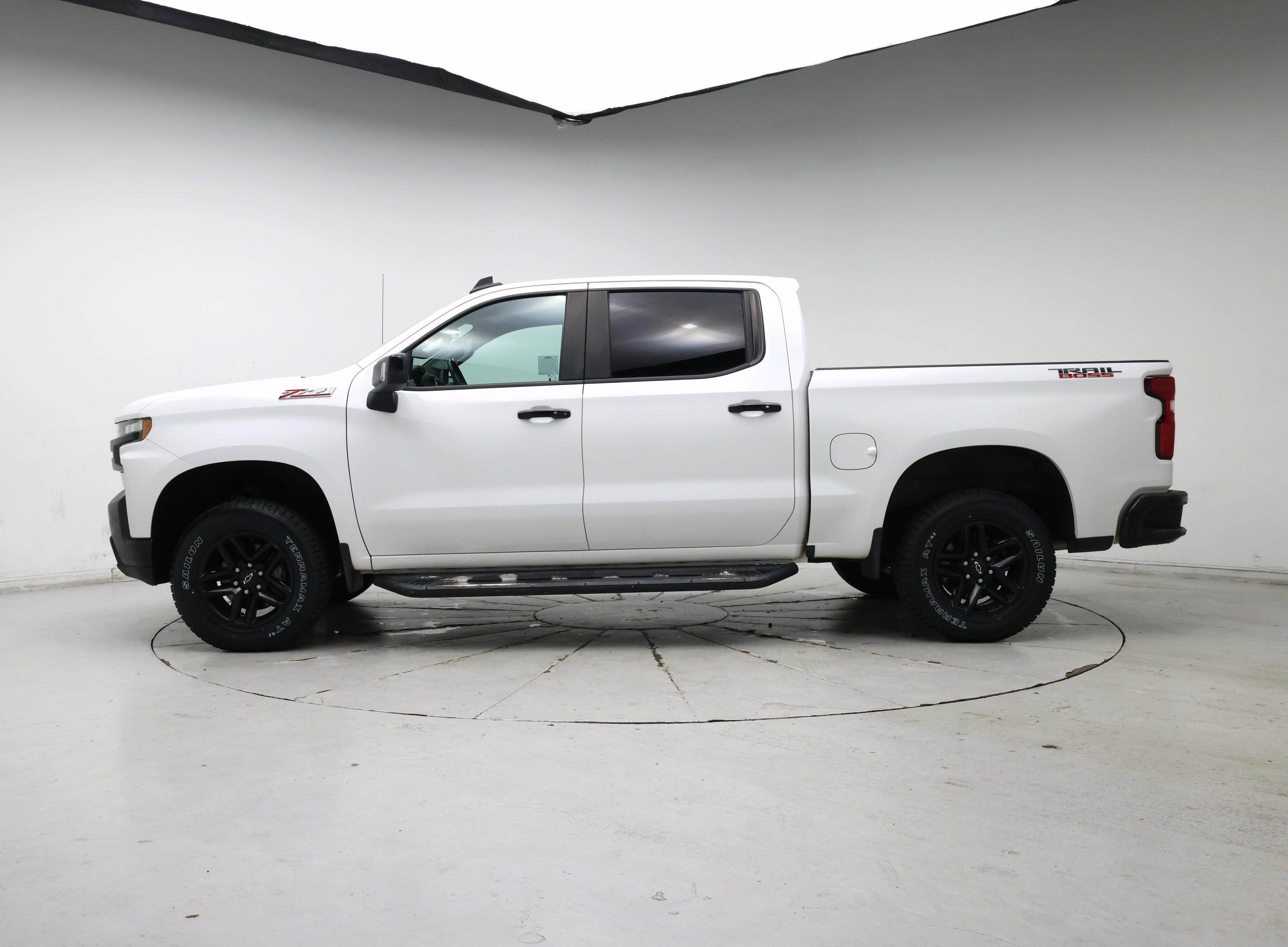Thumbnail: 2019 Chevrolet Silverado 1500 - 3