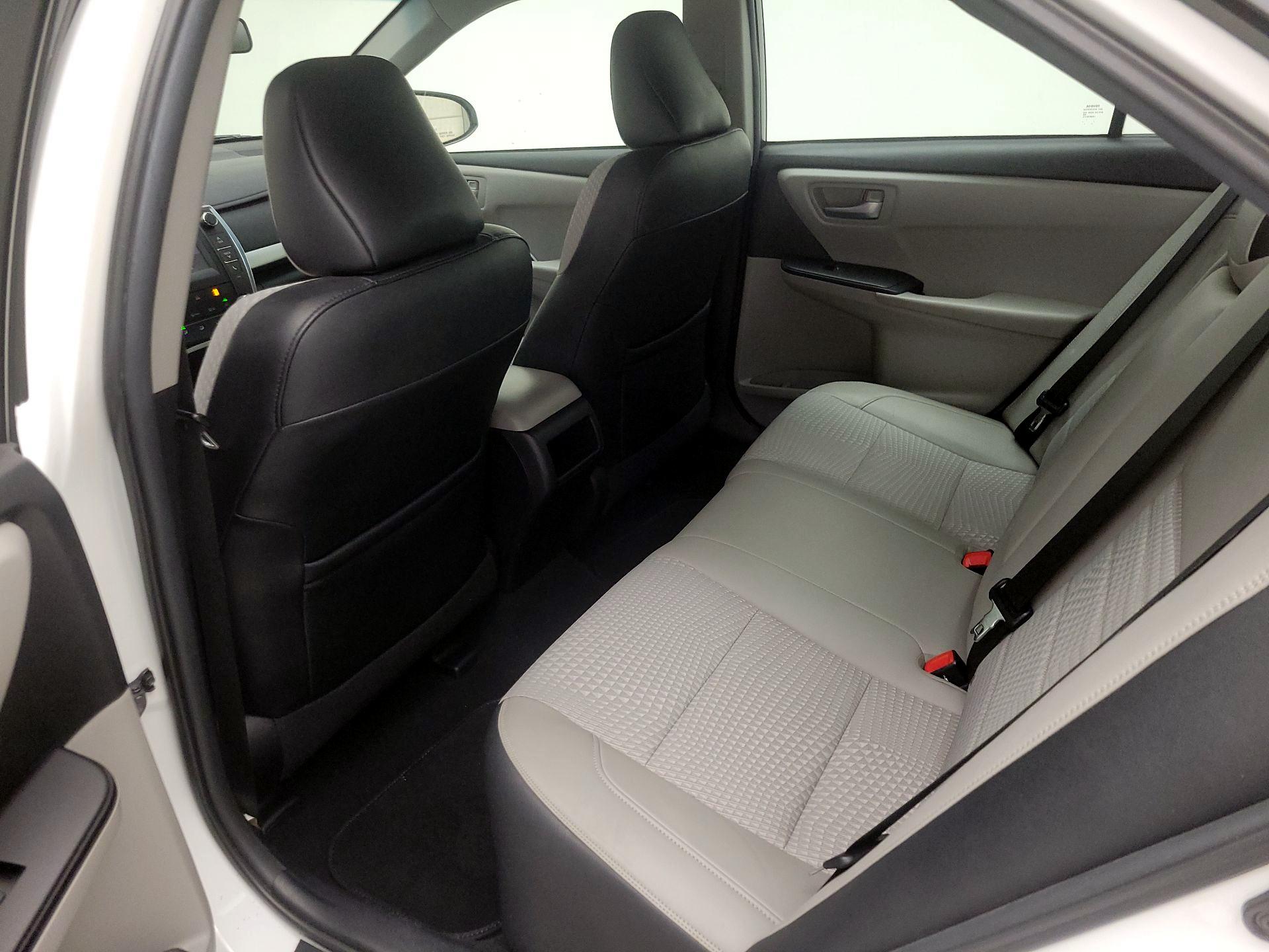 Thumbnail: 2015 Toyota Camry - 19