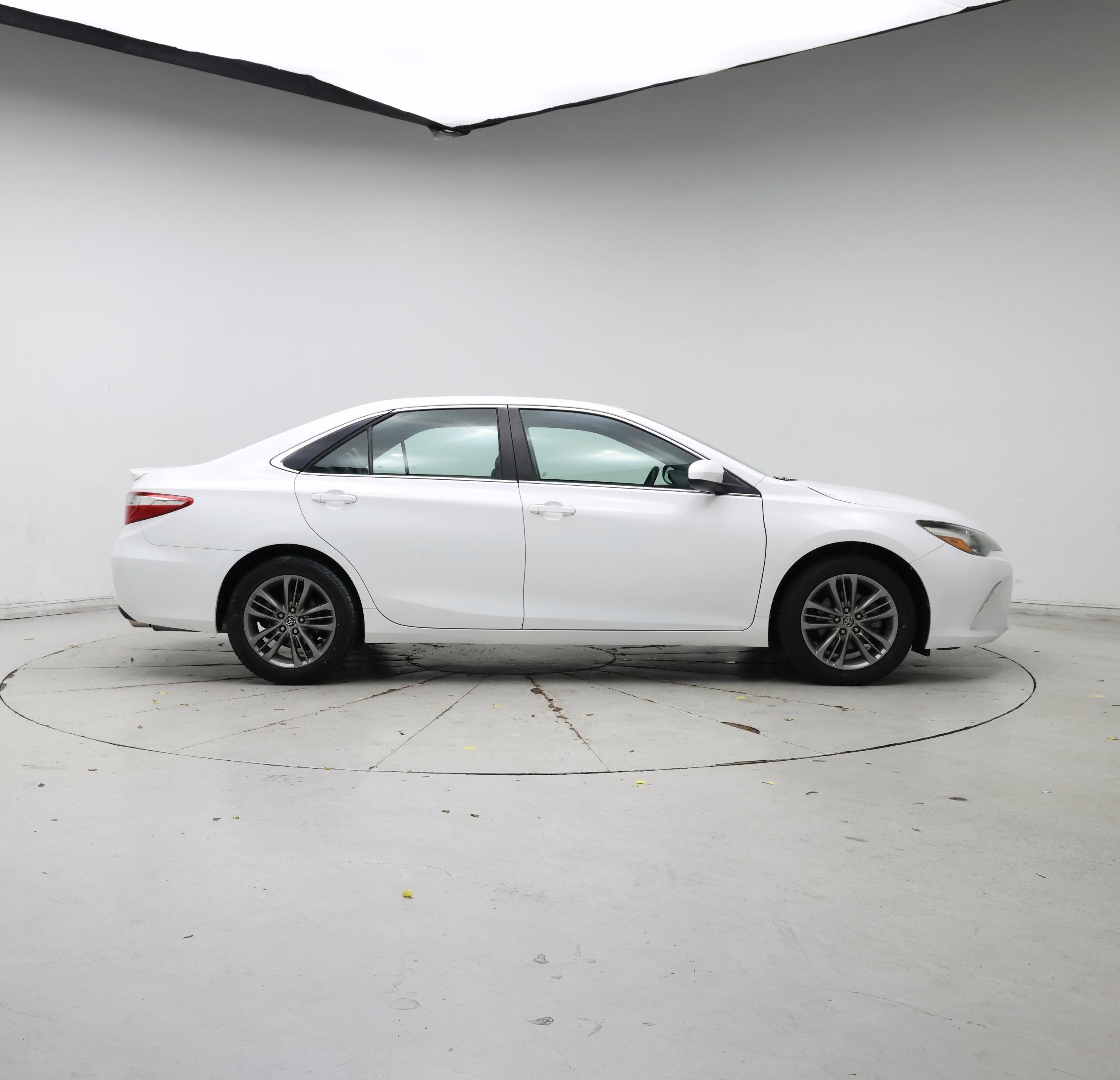 Thumbnail: 2015 Toyota Camry - 7