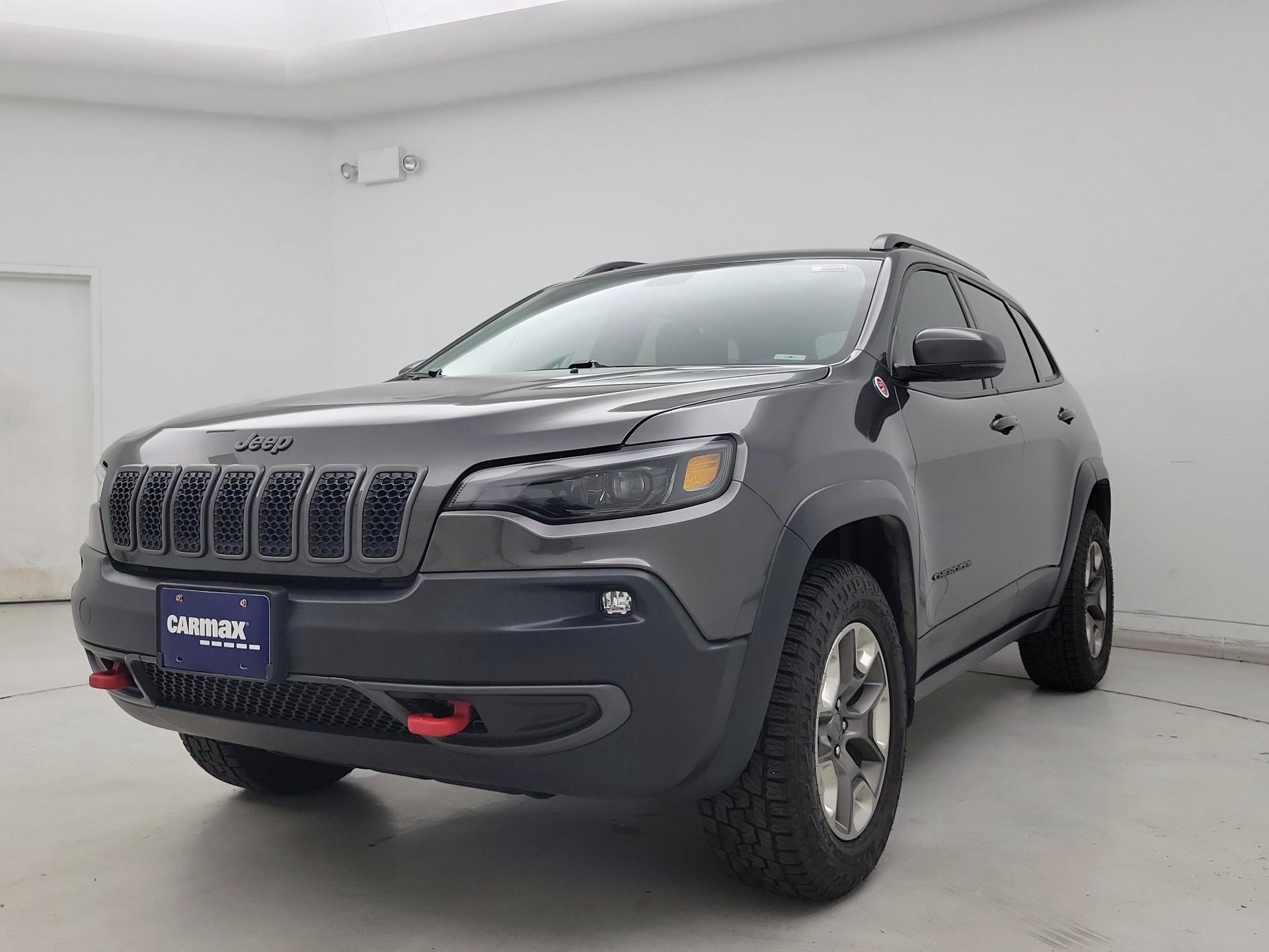 Thumbnail: 2019 Jeep Cherokee - 3