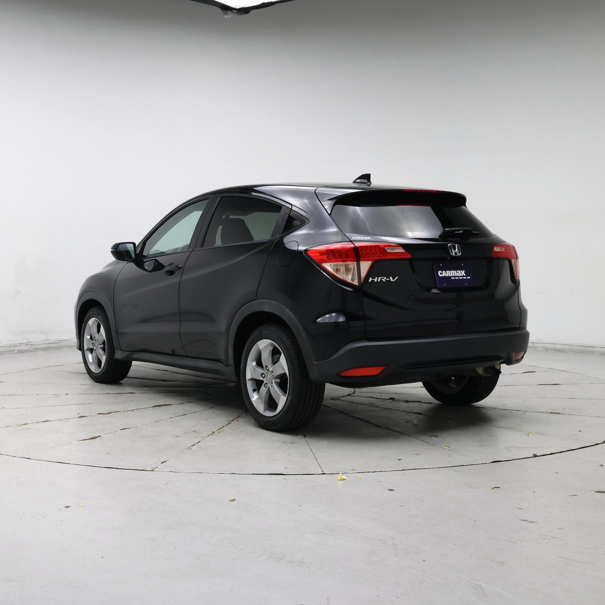 Thumbnail: 2017 Honda HR-V - 2