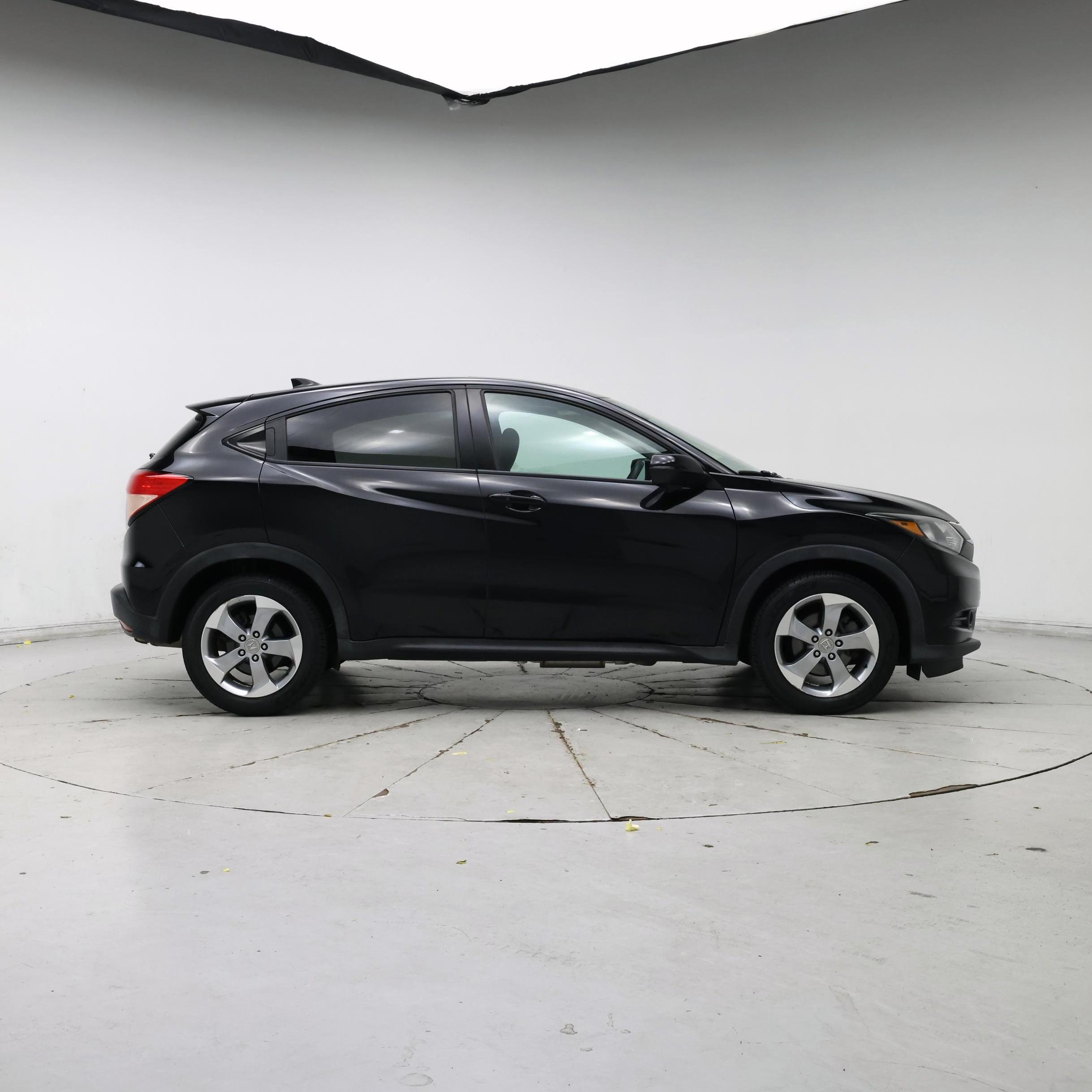 Thumbnail: 2017 Honda HR-V - 7