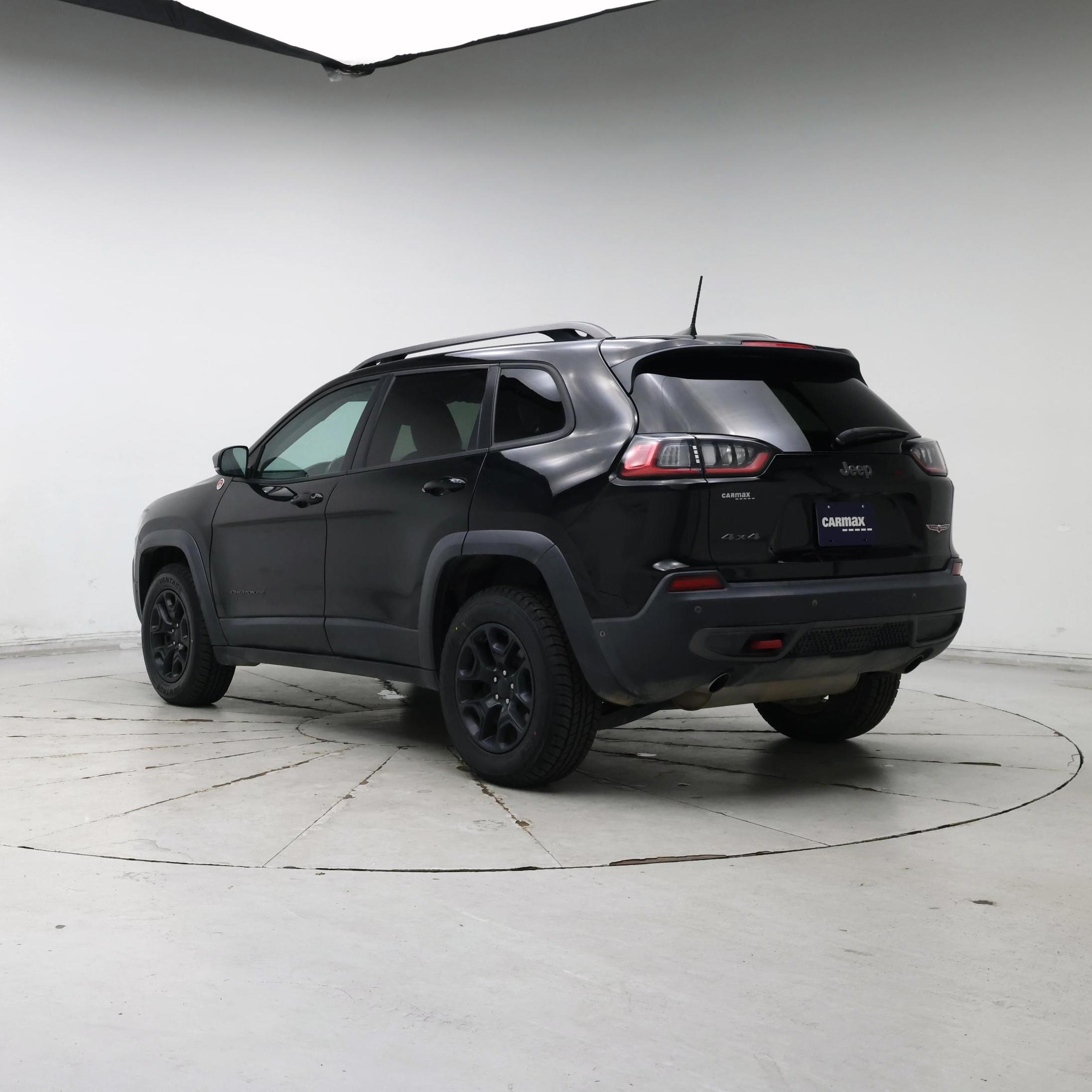 Thumbnail: 2020 Jeep Cherokee - 2