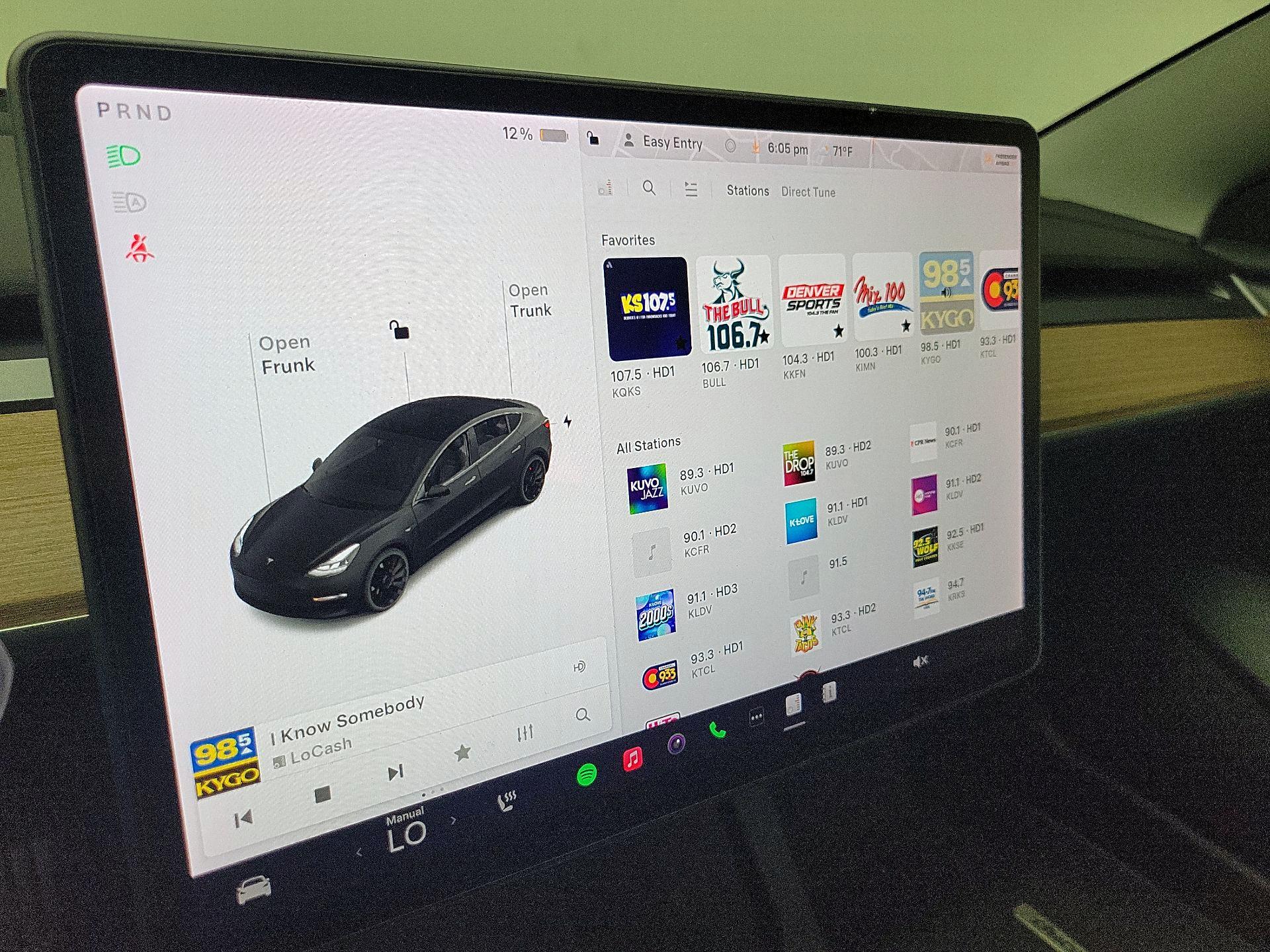 Thumbnail: 2021 Tesla Model 3 - 15