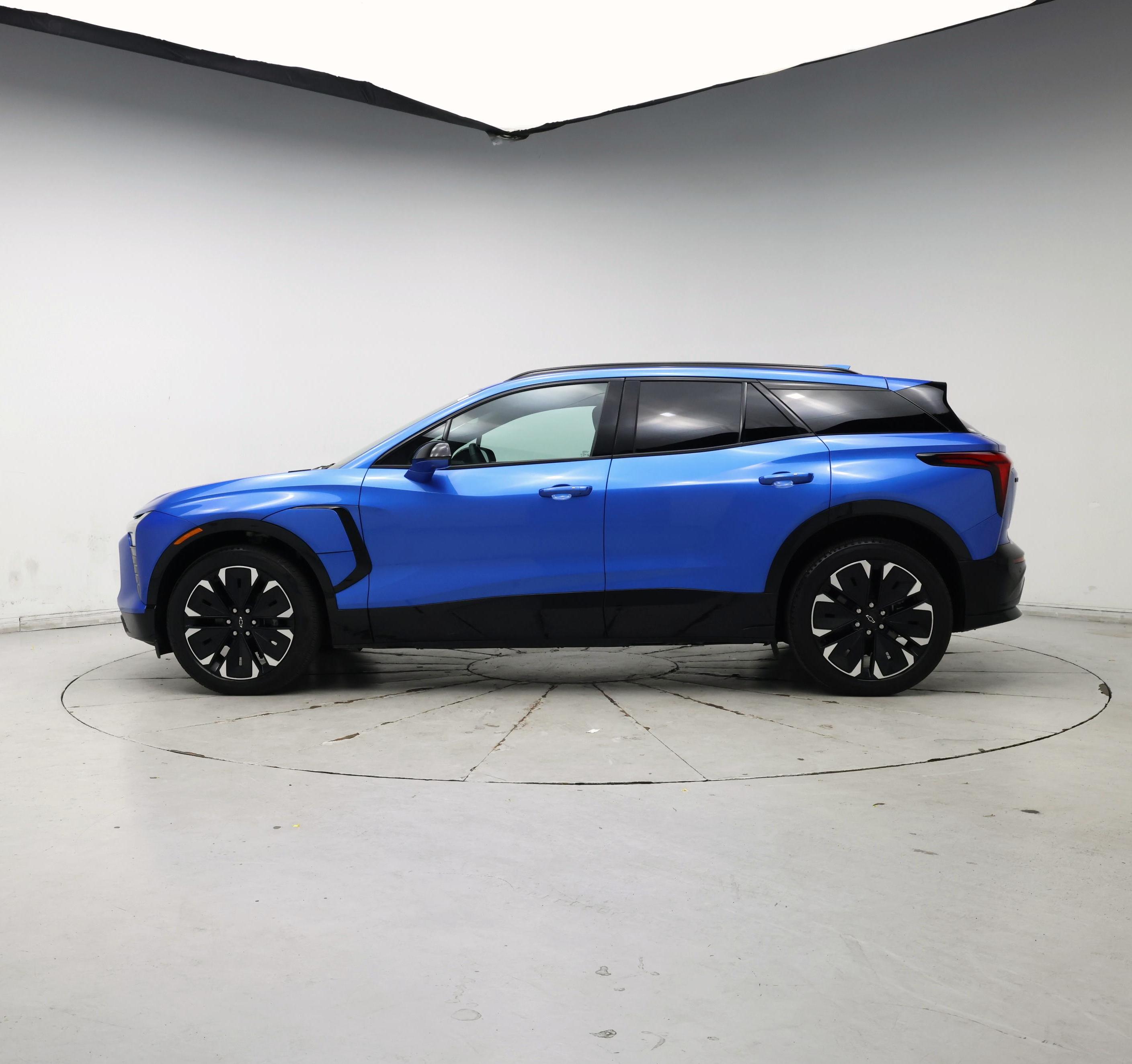 Thumbnail: 2024 Chevrolet Blazer EV - 3