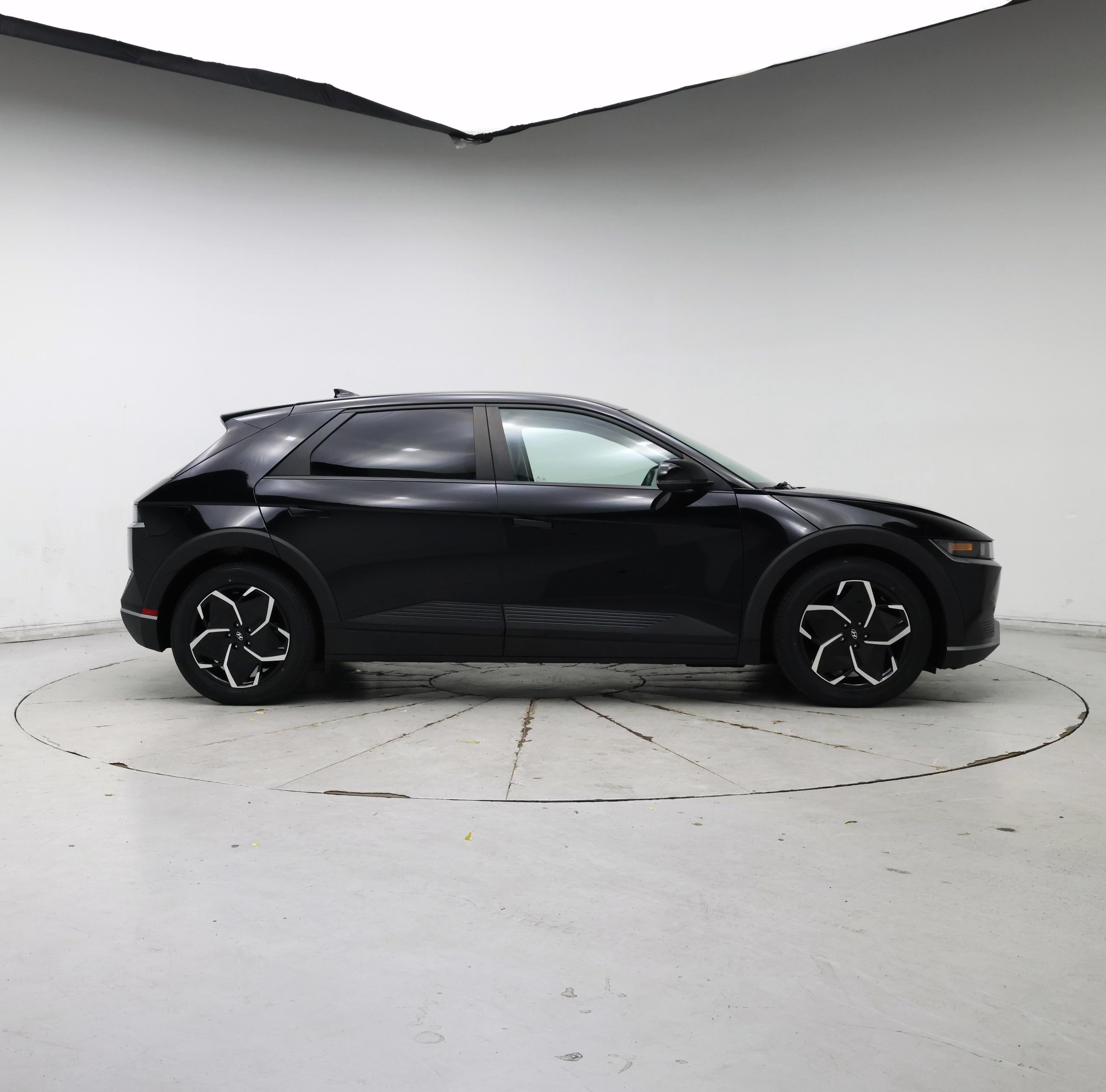 Thumbnail: 2022 Hyundai Ioniq 5 - 7